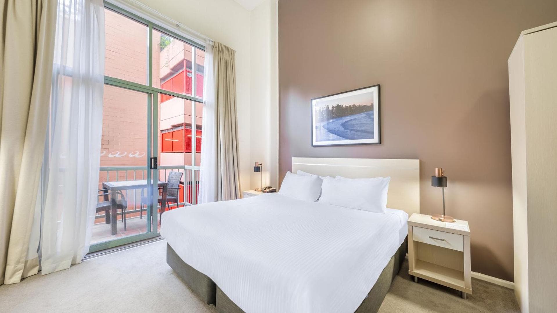 Oaks Sydney Goldsbrough Suites