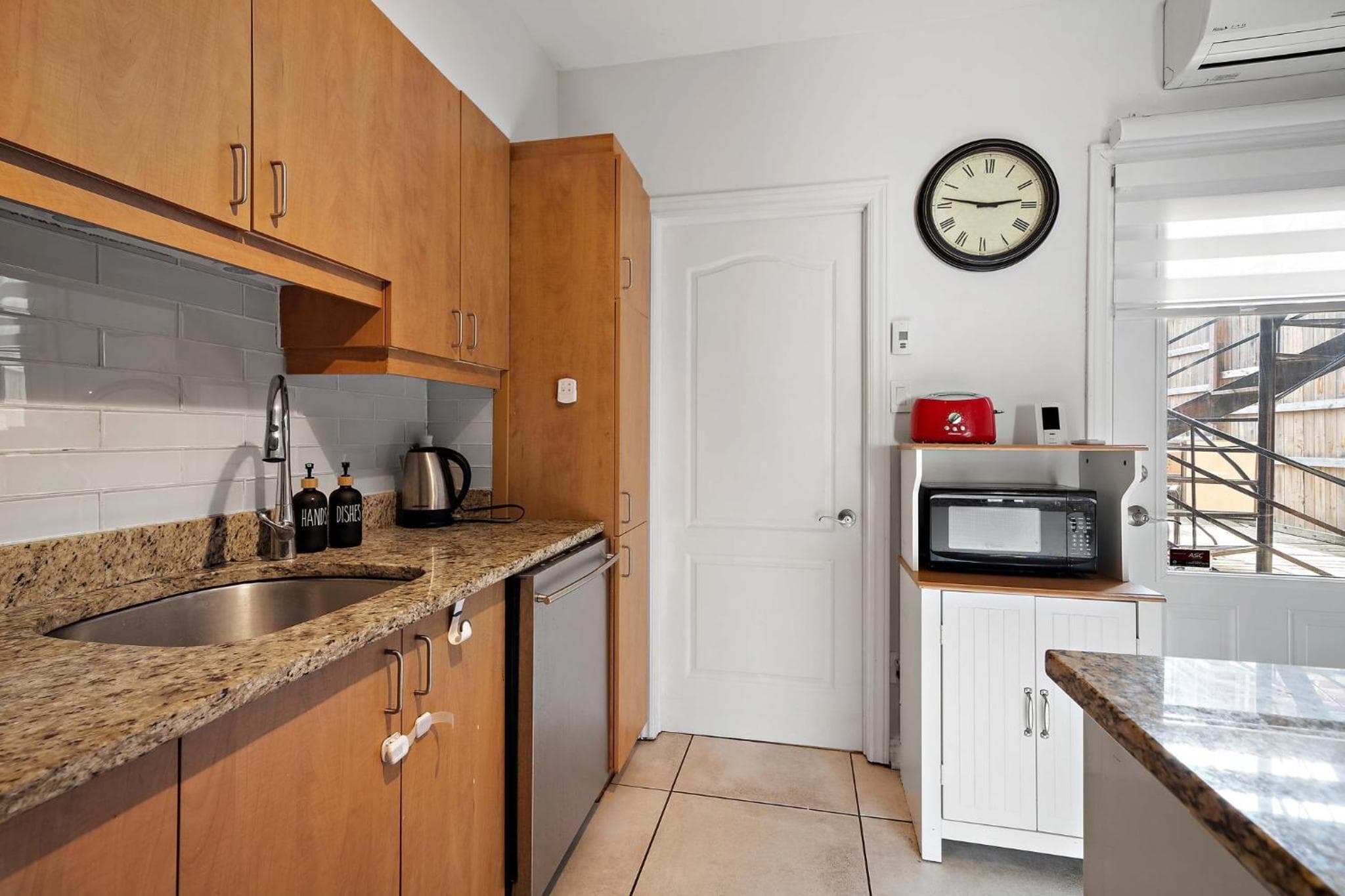 DUPLEX FOR GROUP STAY_MONT-ROYAL