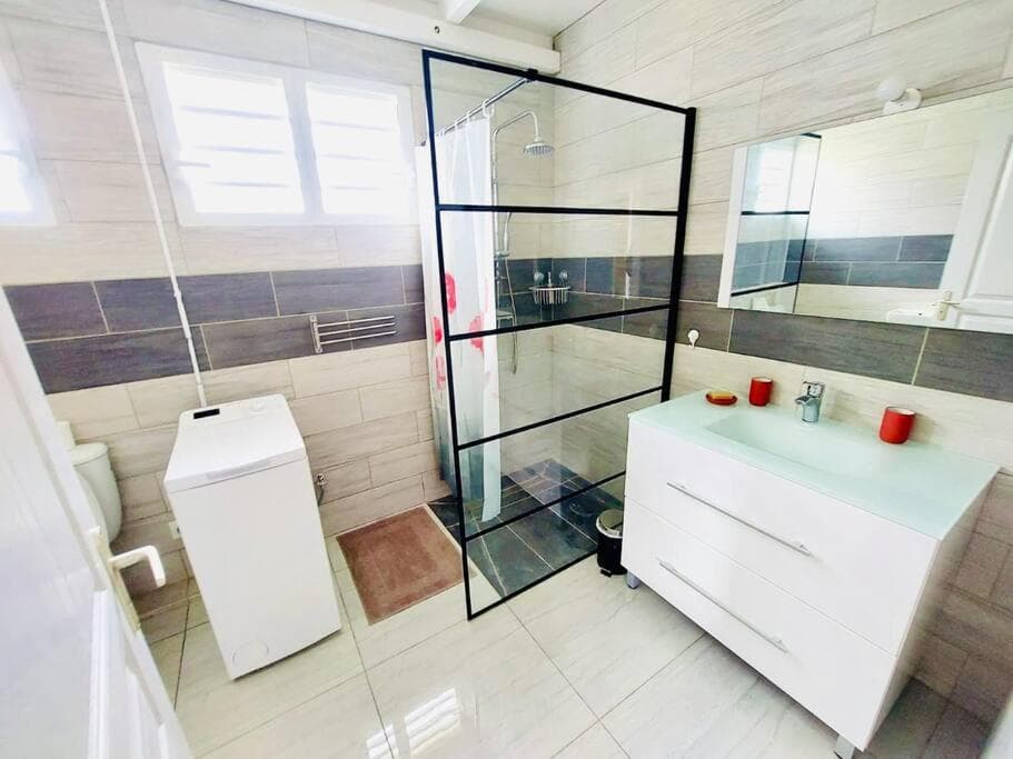 Le Marjulem - Logement cosy et bagagerie incluse