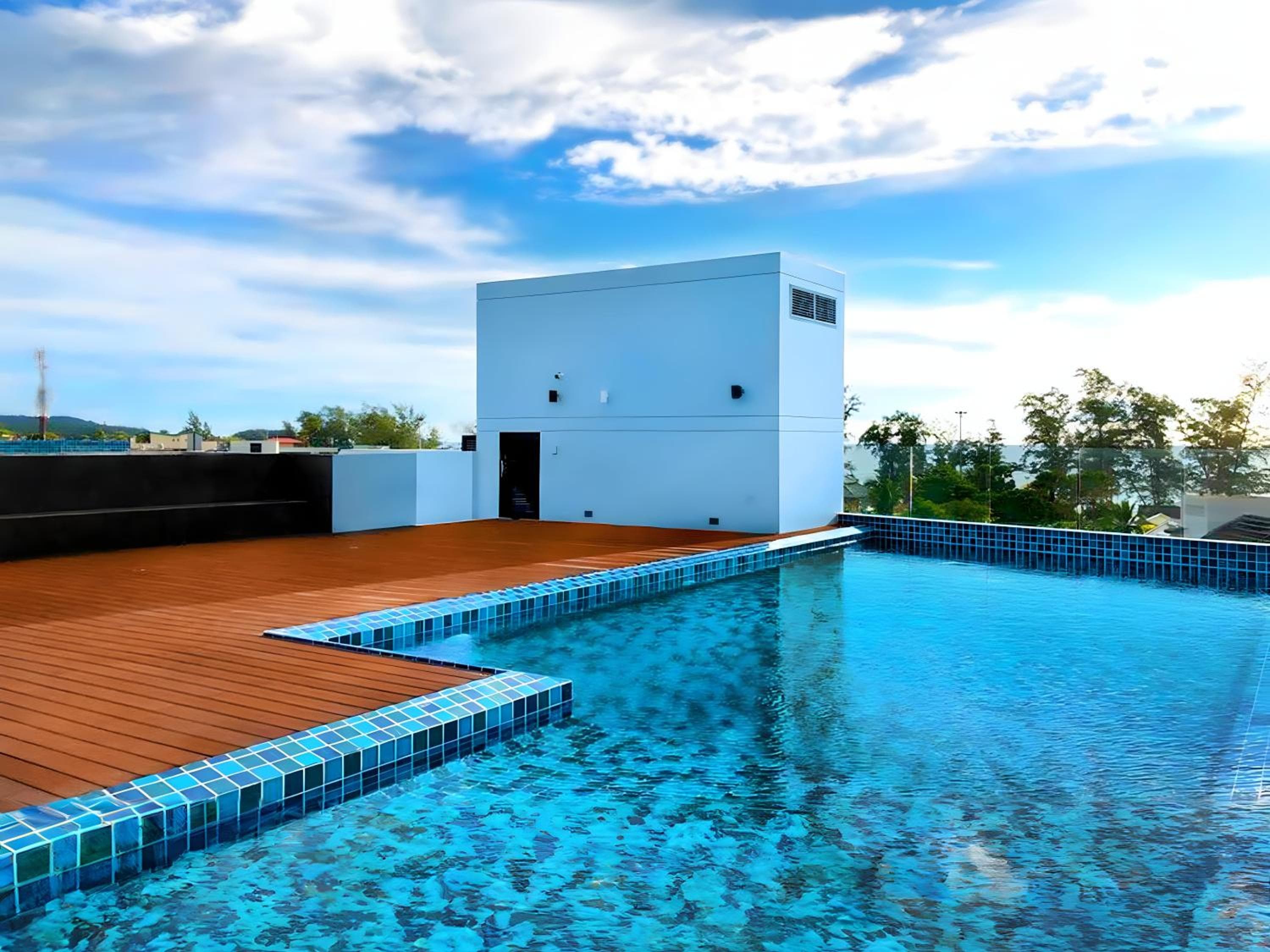 Phoenix Hotel Karon Beach