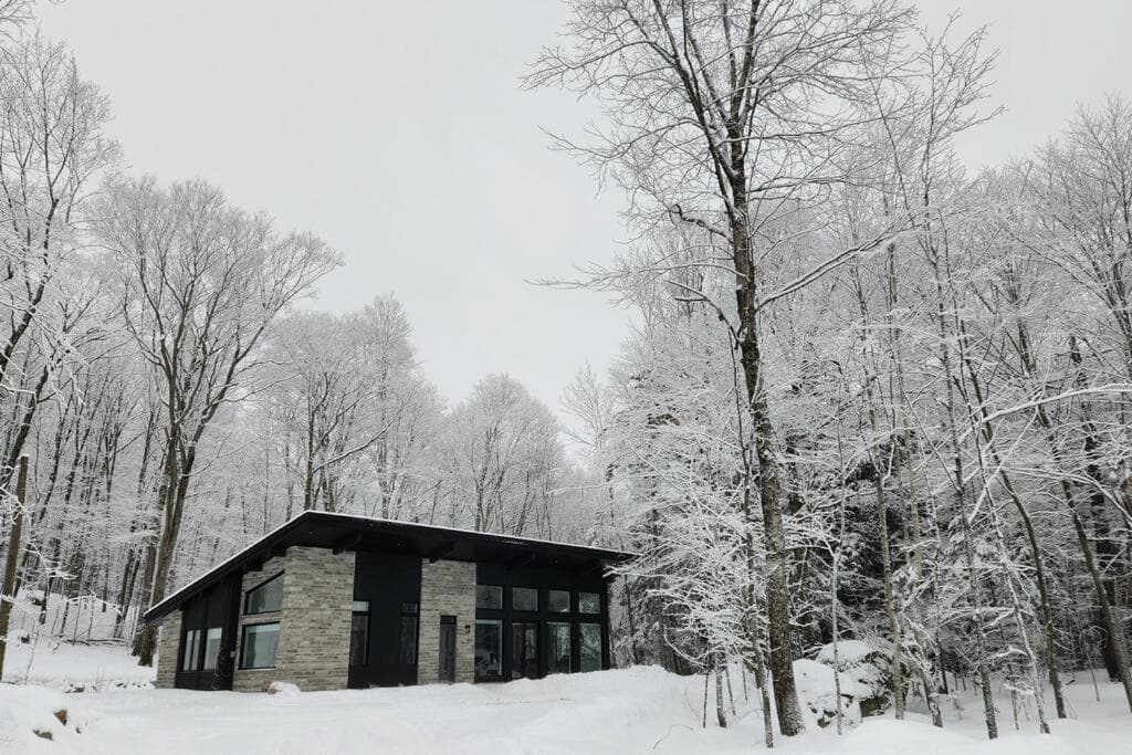 Chalet FEU en pleine nature à Tremblant.