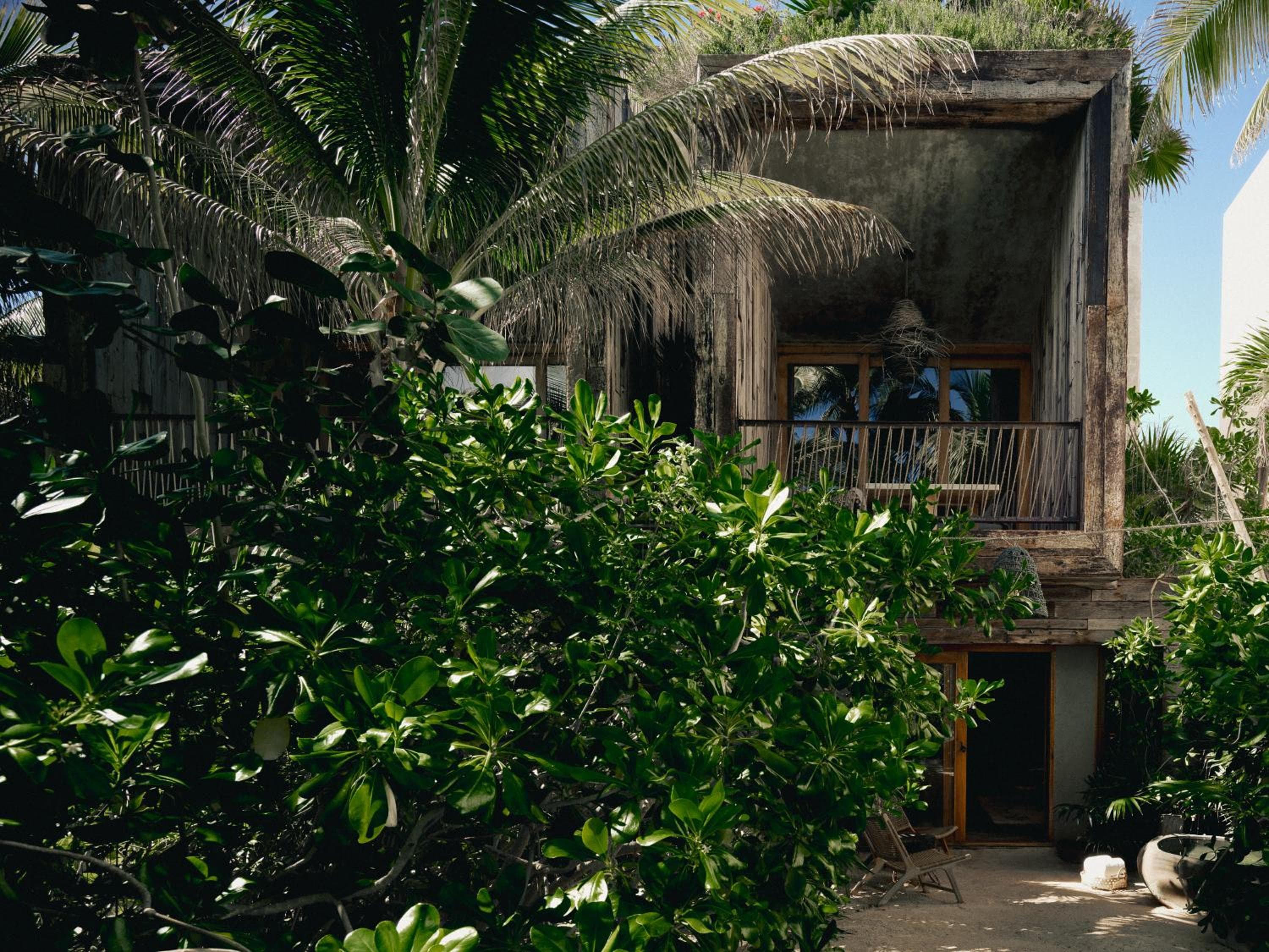 BE Destination Tulum