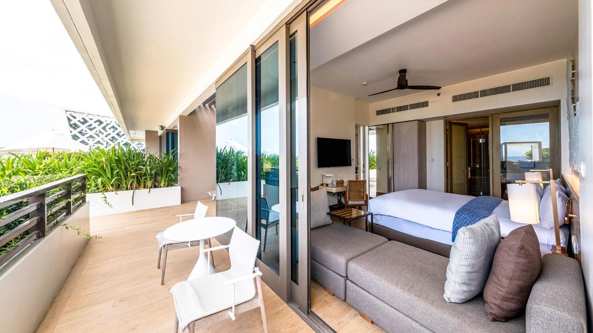 Crimson Resort and Spa Boracay