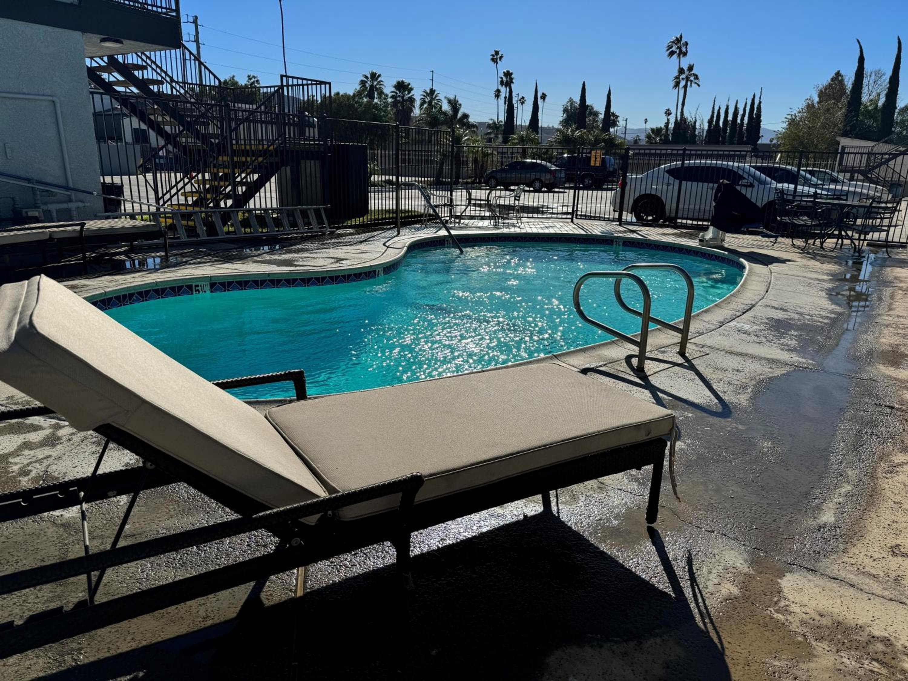 Sands Motel
