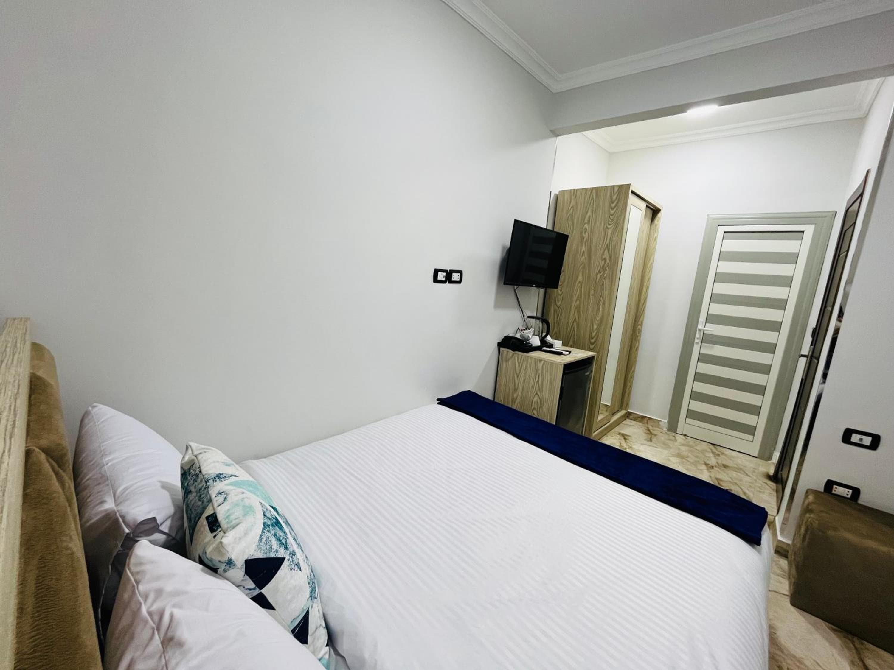 Capital Of Pyramids Hotel