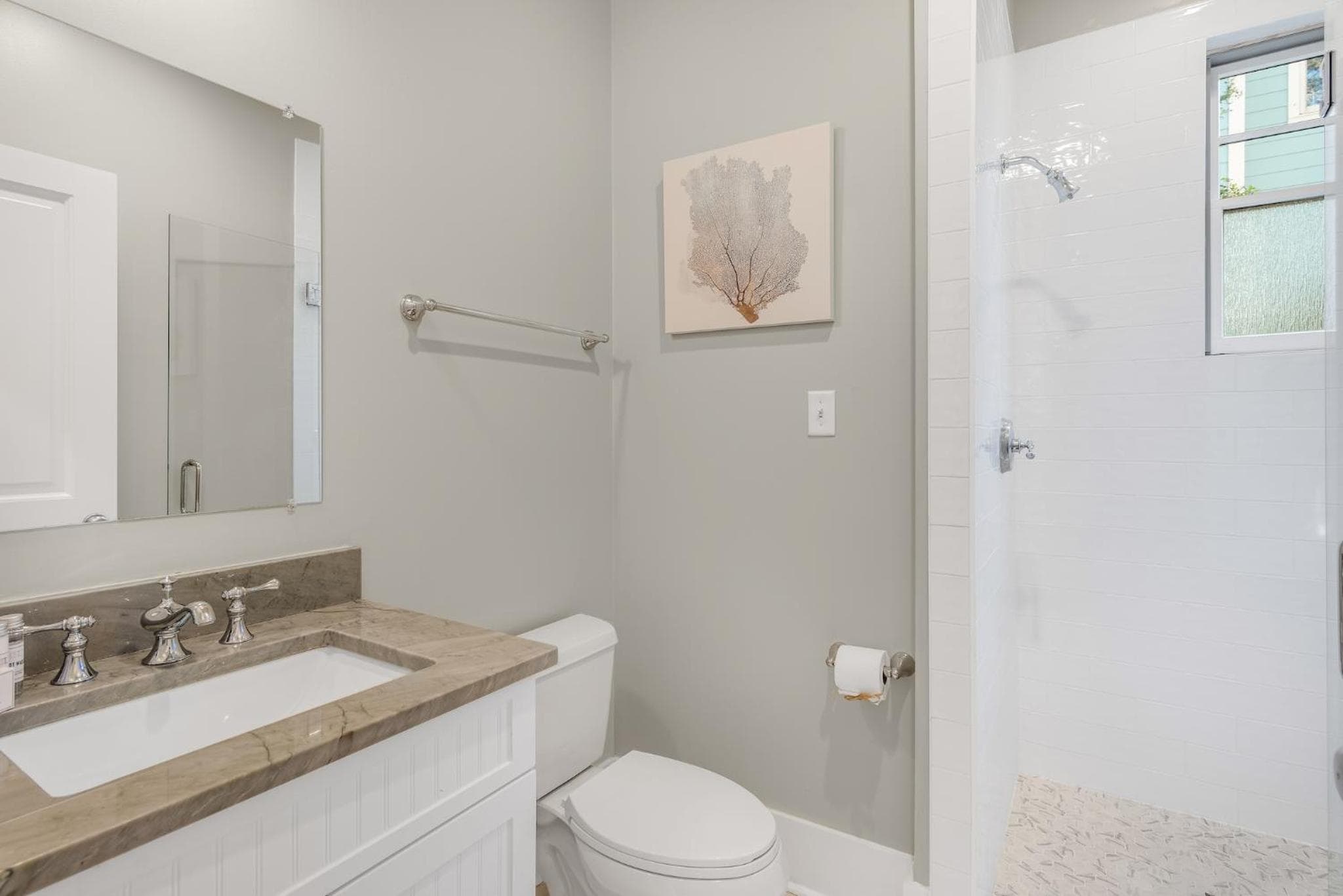 136 Silver Laurel
