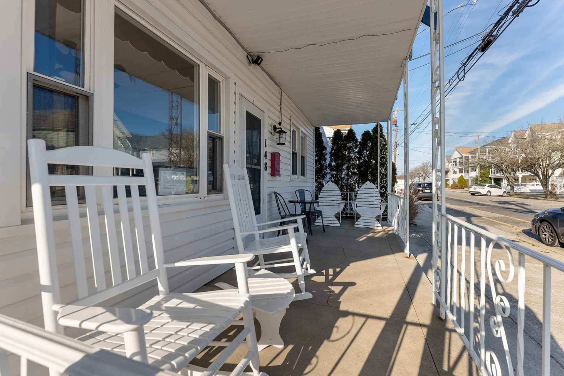 Cute 2 Bedroom Condo in a Great Location