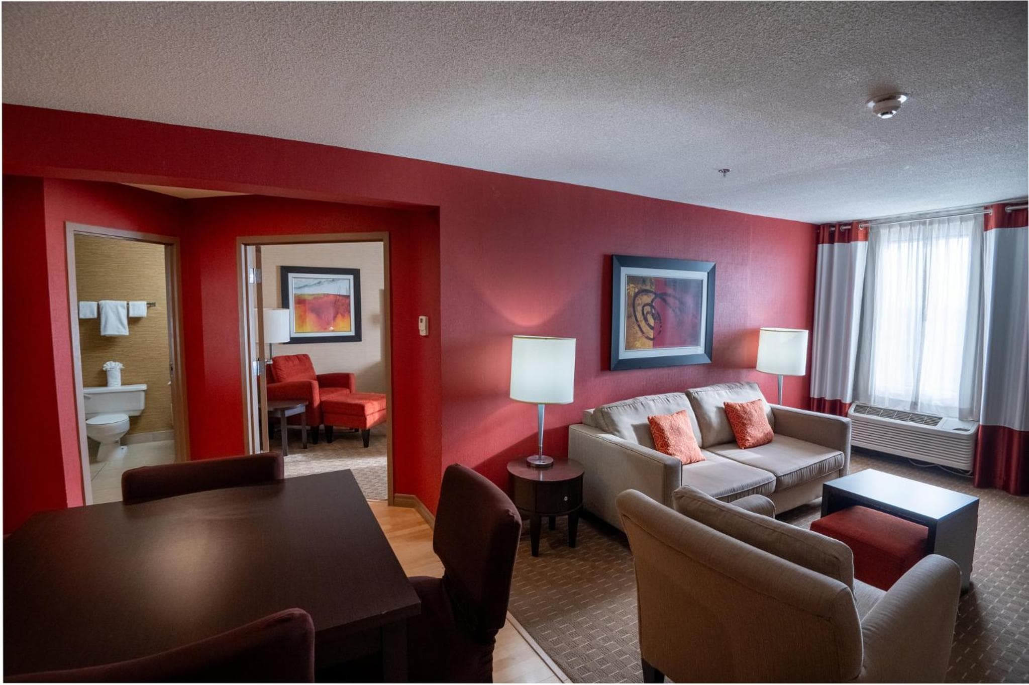 Holiday Inn Express Hotel & Suites Chatham South by IHG