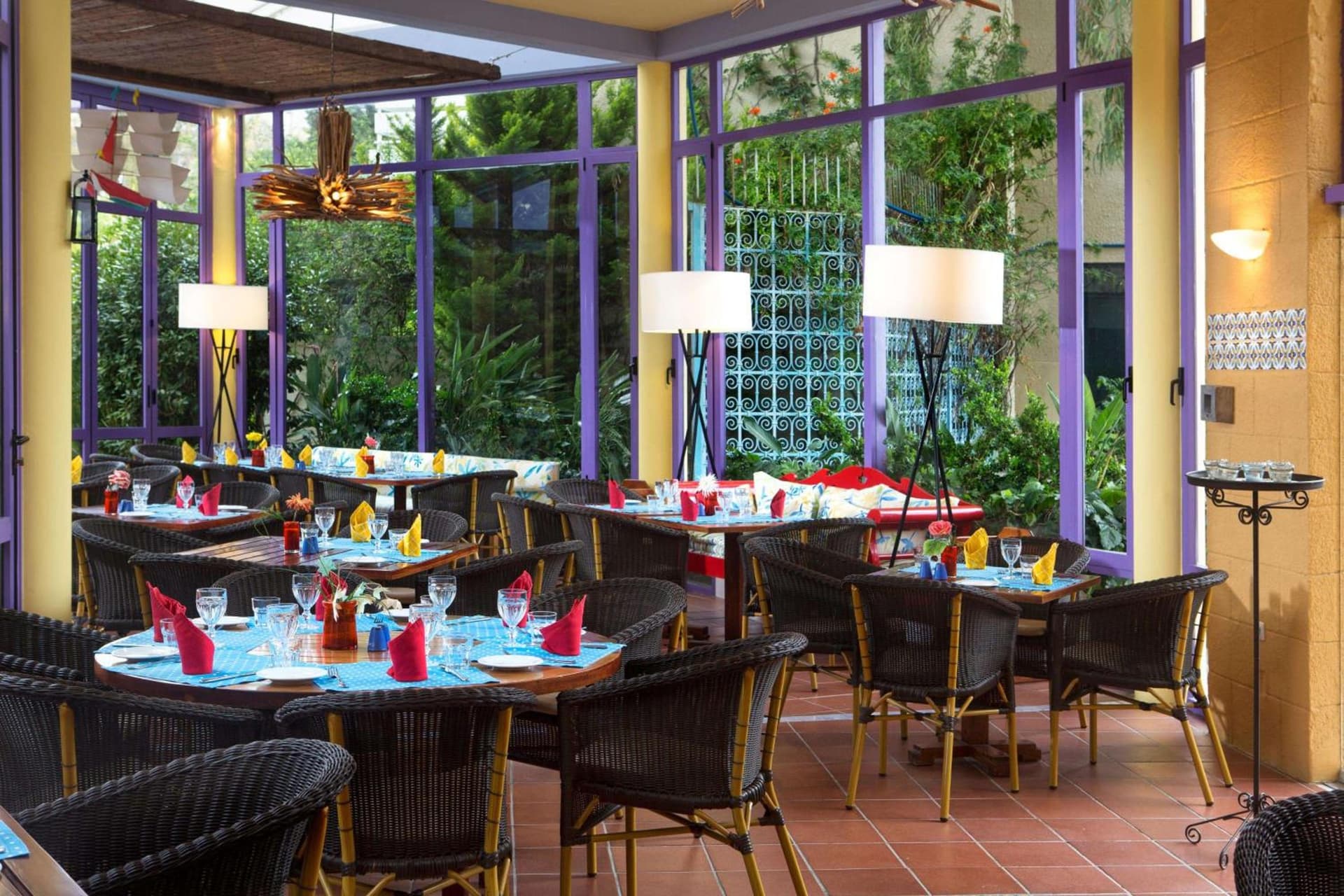 dining