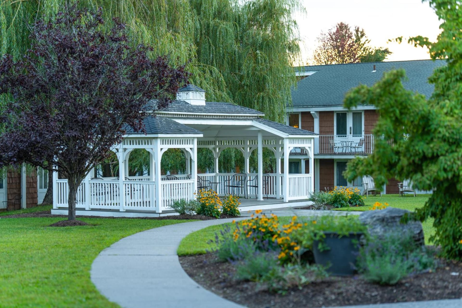 Sleepy Hollow Hotel