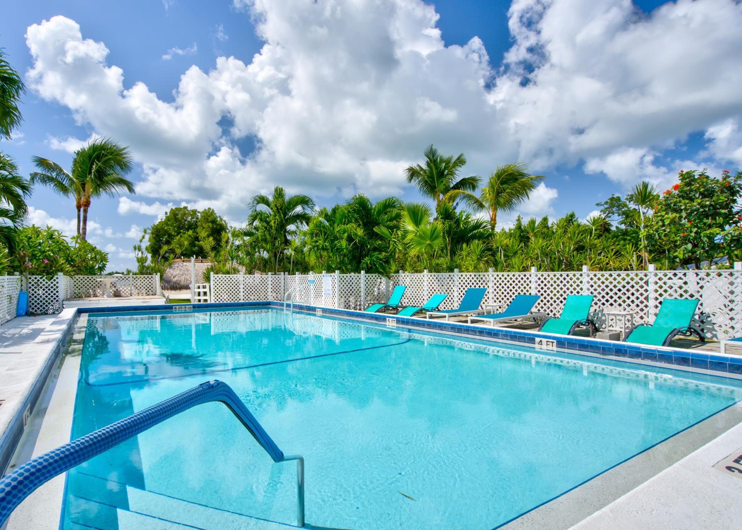 Bonefish Bay Motel