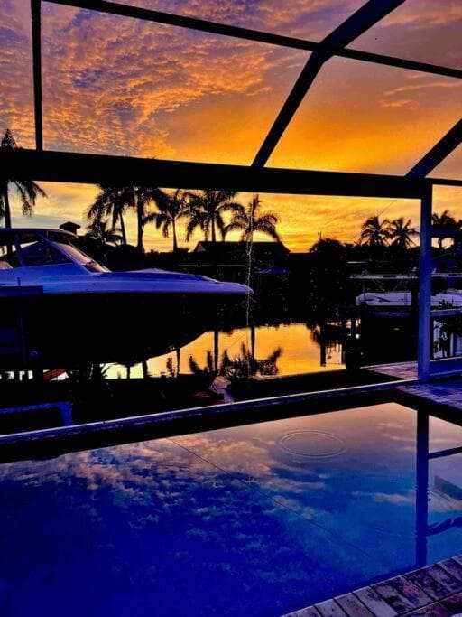 Waterfront Island Paradise