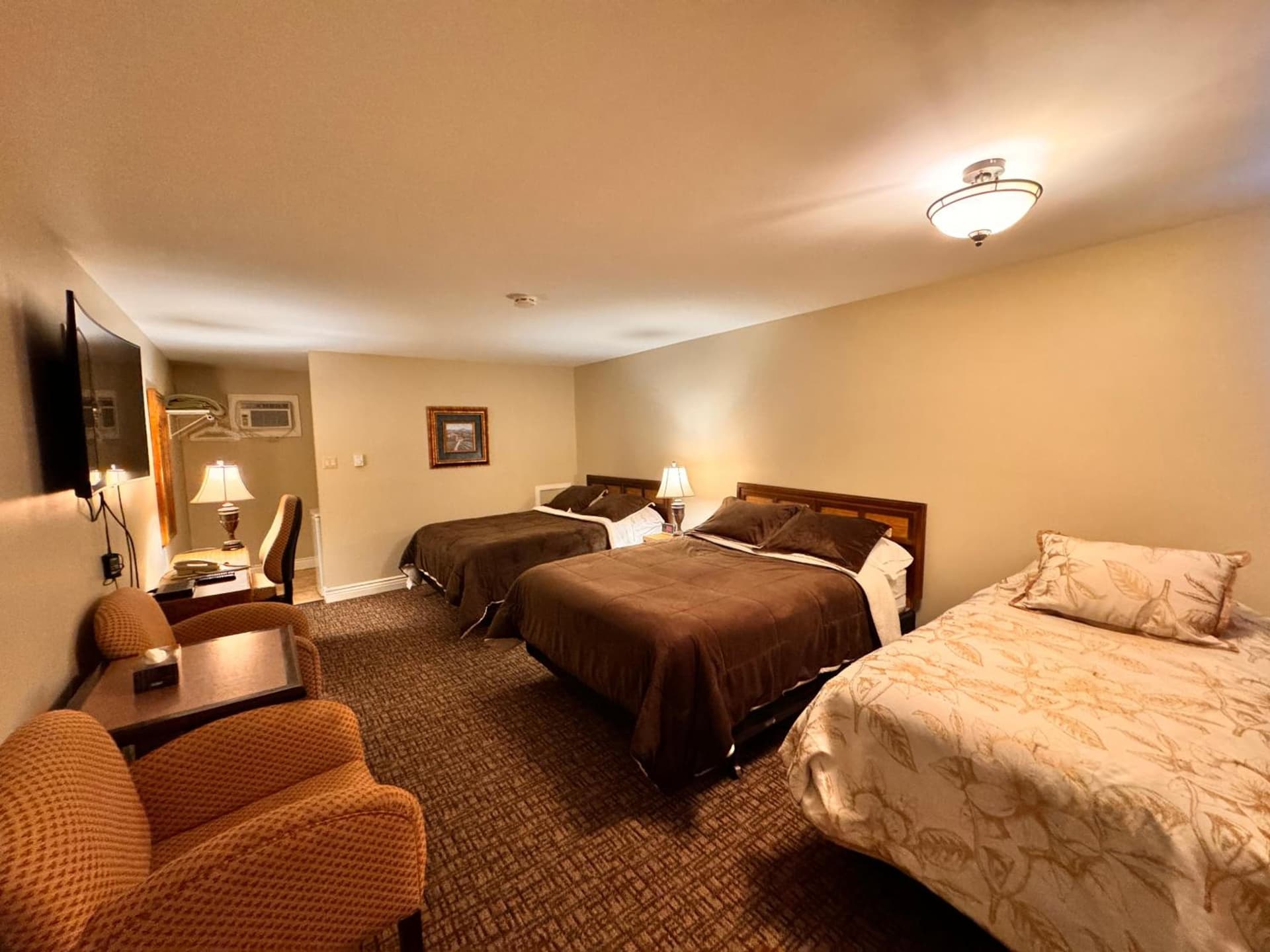 Fundy Line Motel