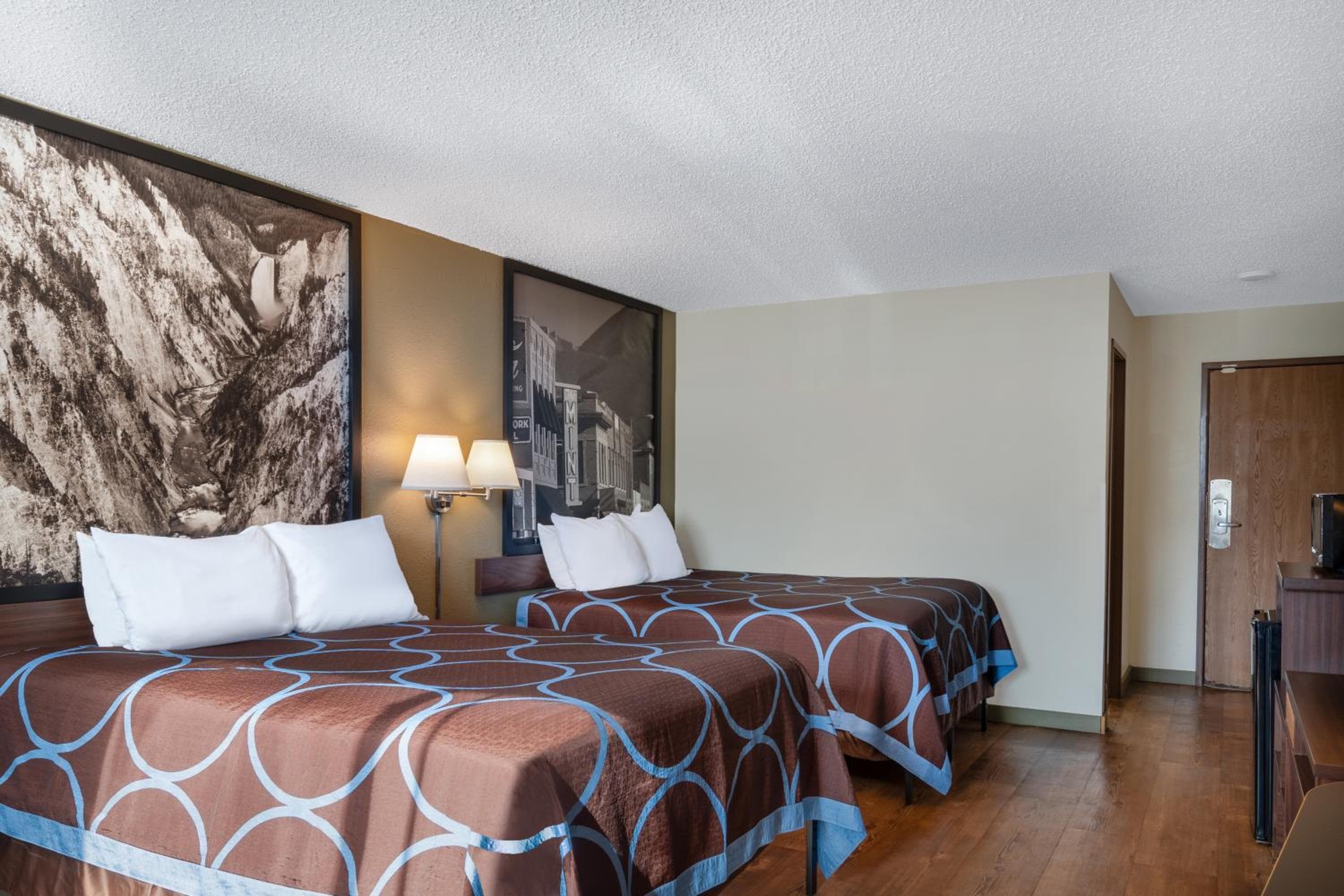 Super 8 by Wyndham Livingston Yellowstone