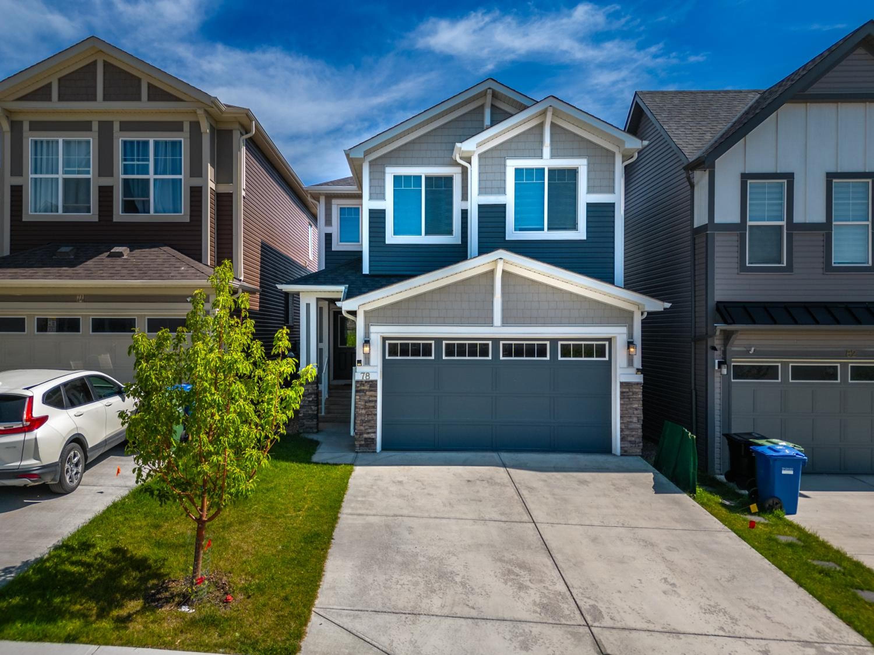 Top Rated Luxury House with Central AC, Double Garage Parking, 2 Kitchens, 5 Bedrooms & More!