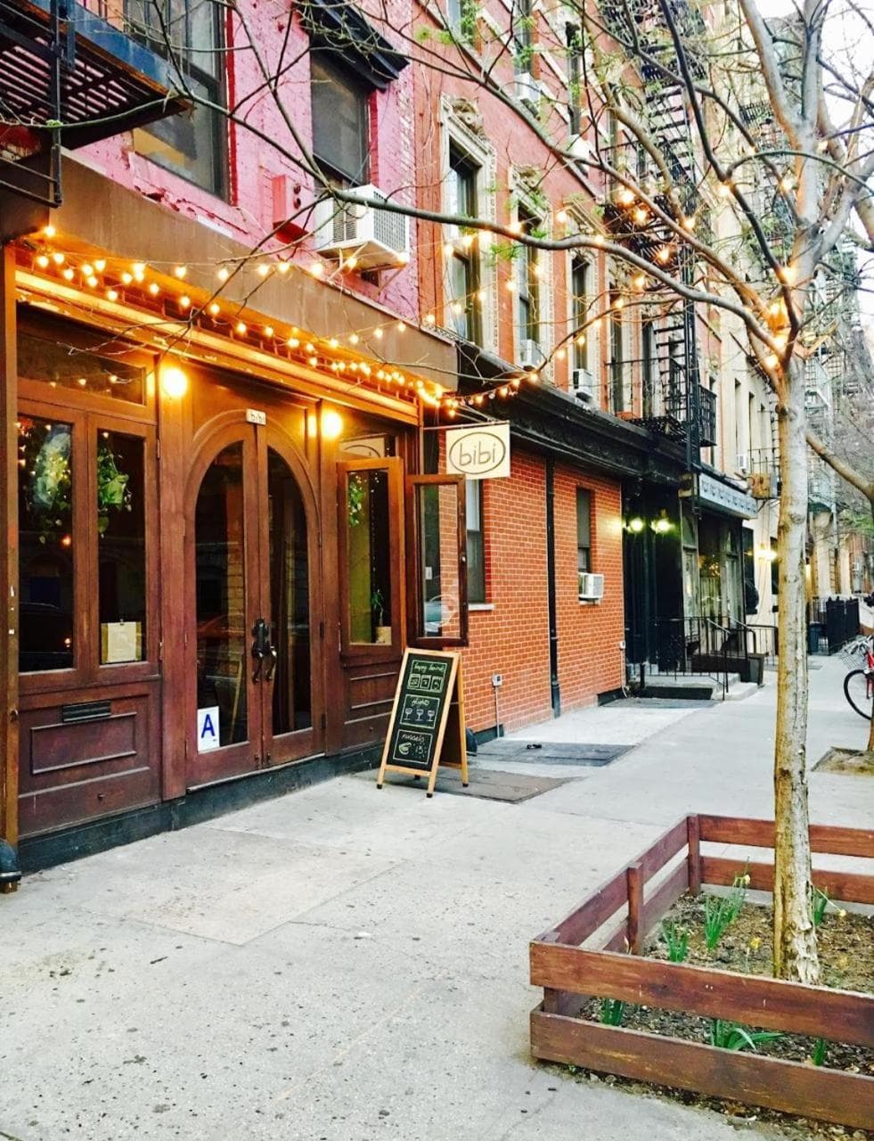 Lovely Full Apartment x East Village (Thompkins Square Park)