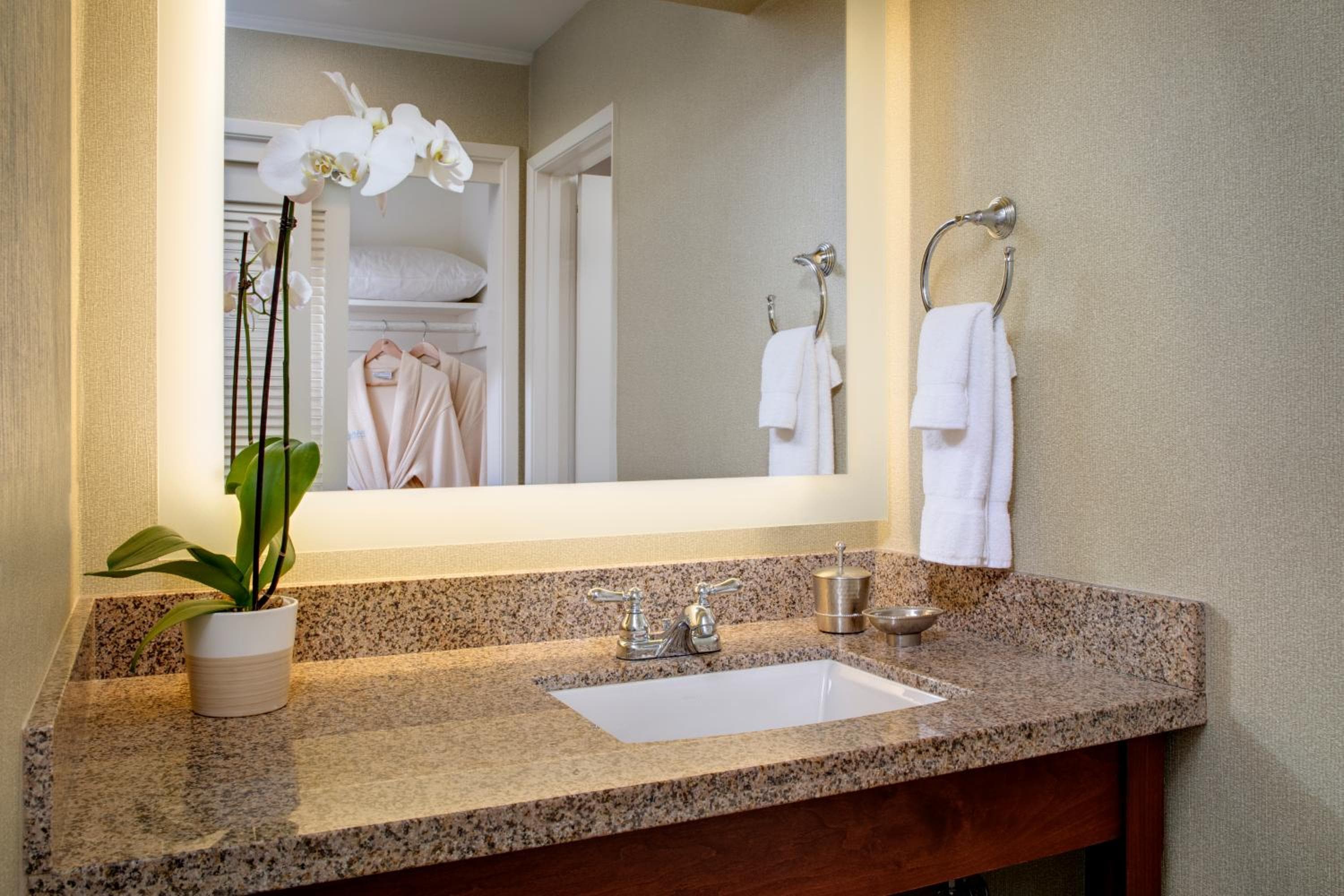 Bahia Resort Hotel