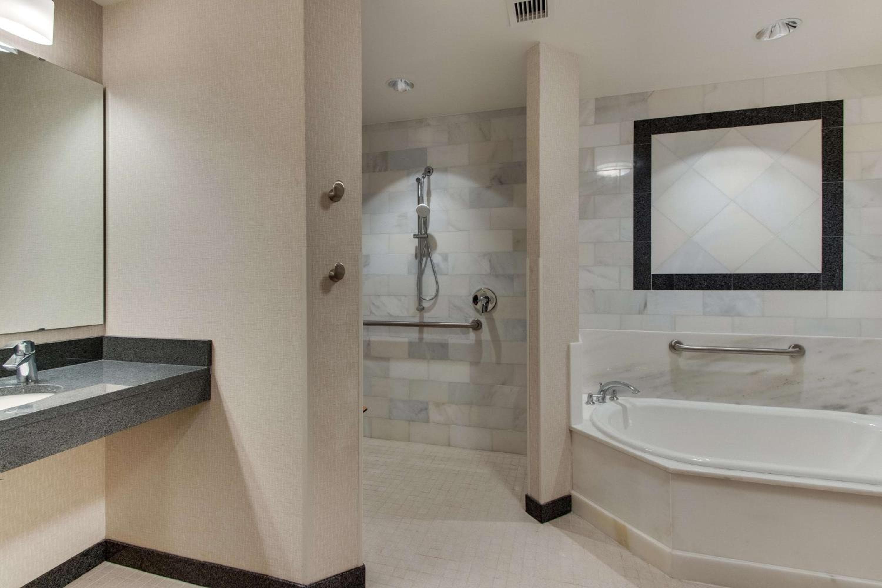 Drury Plaza Hotel Nashville Downtown