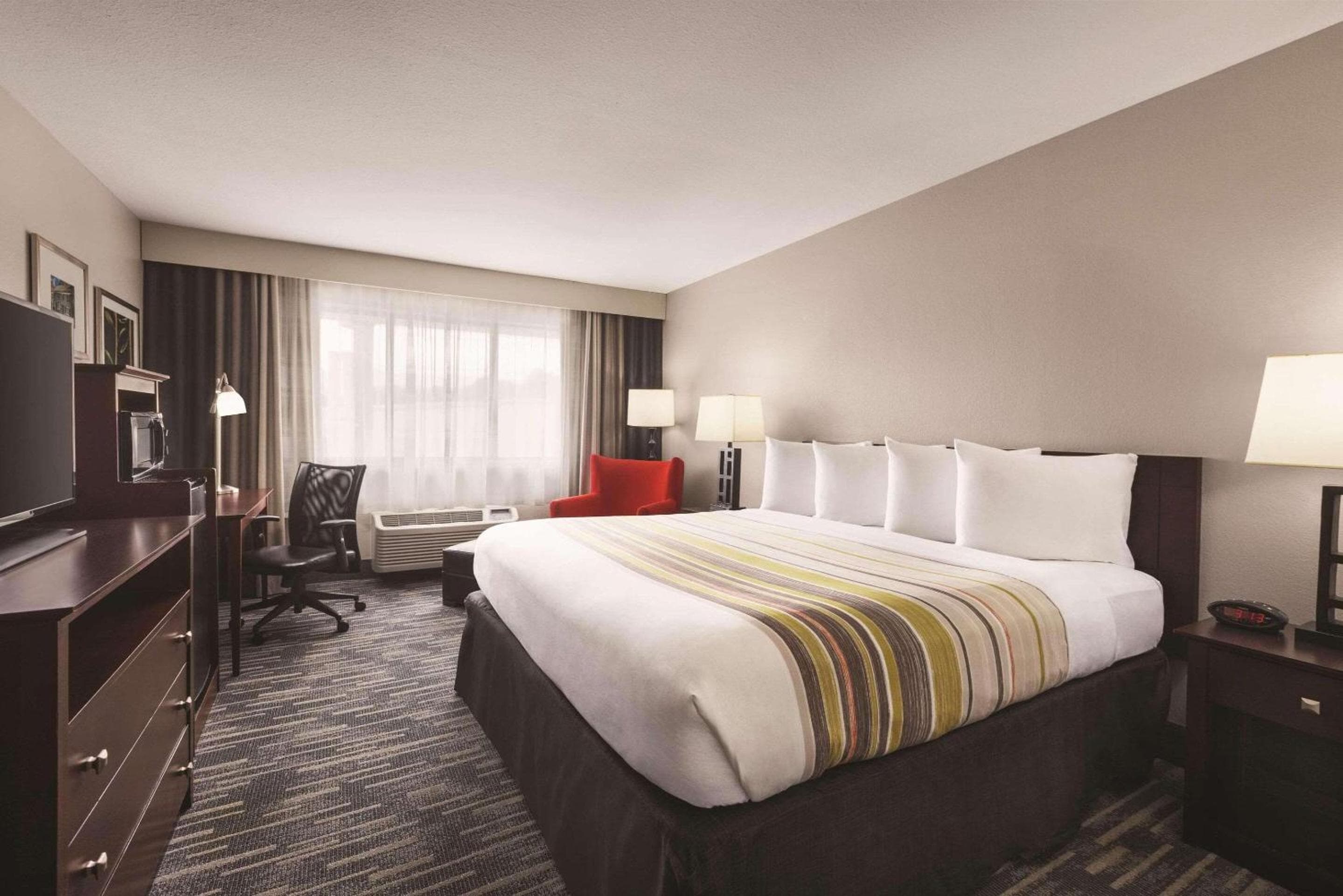 Country Inn & Suites by Radisson, Abingdon, VA