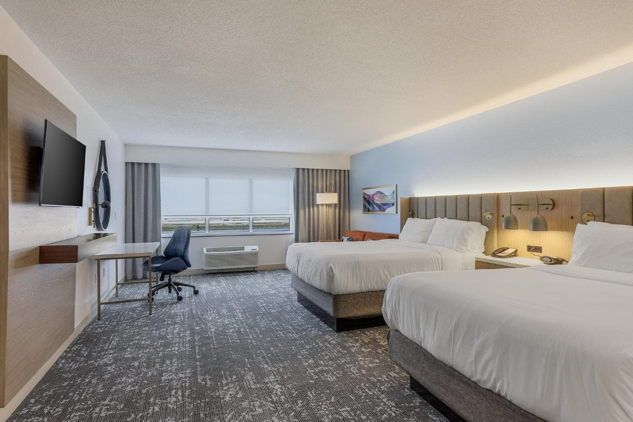 Crowne Plaza Ft Myers Gulf Coast by IHG