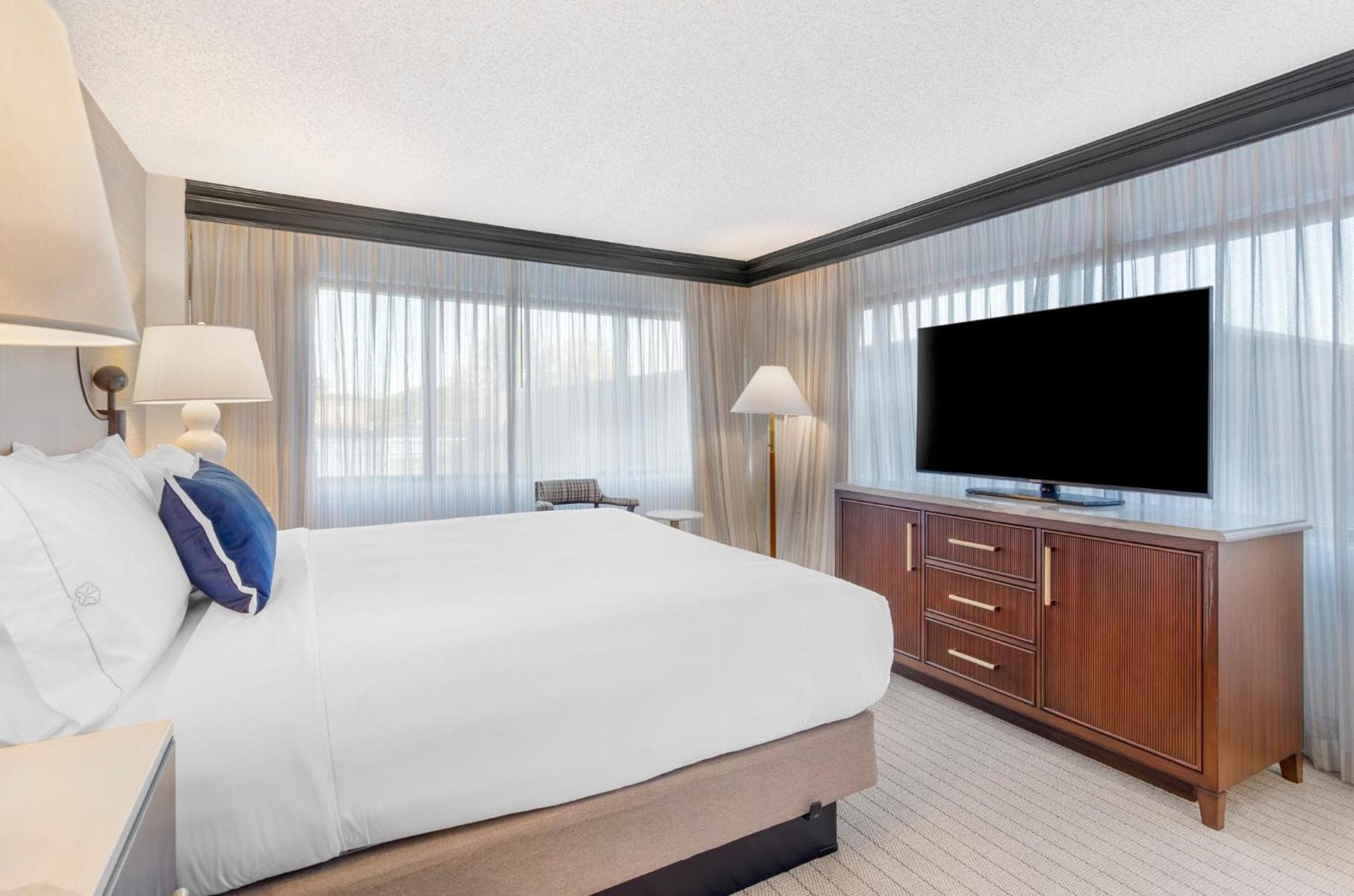 Omni Charlottesville Hotel