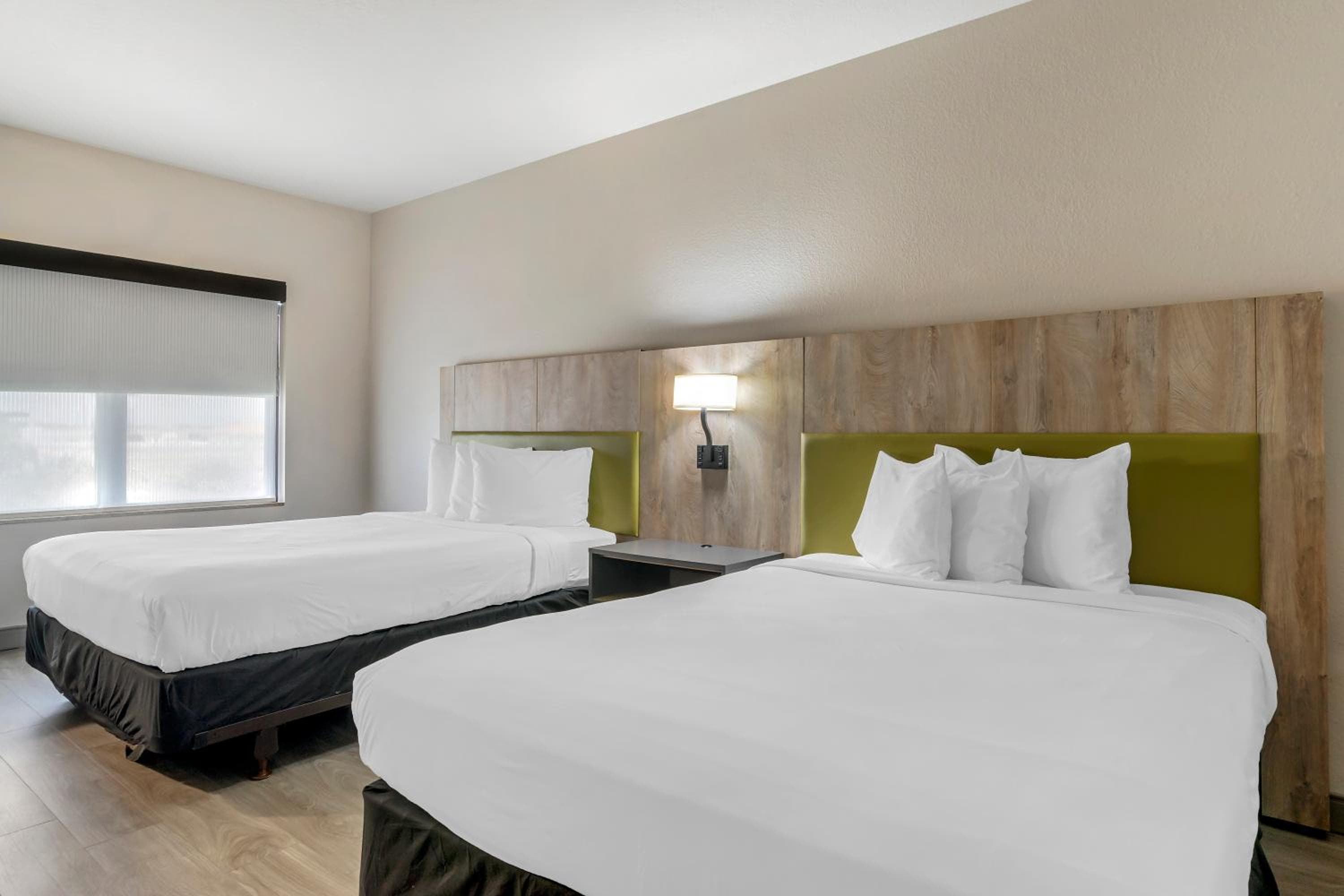 Country Inn & Suites by Radisson, Tampa Airport North, FL