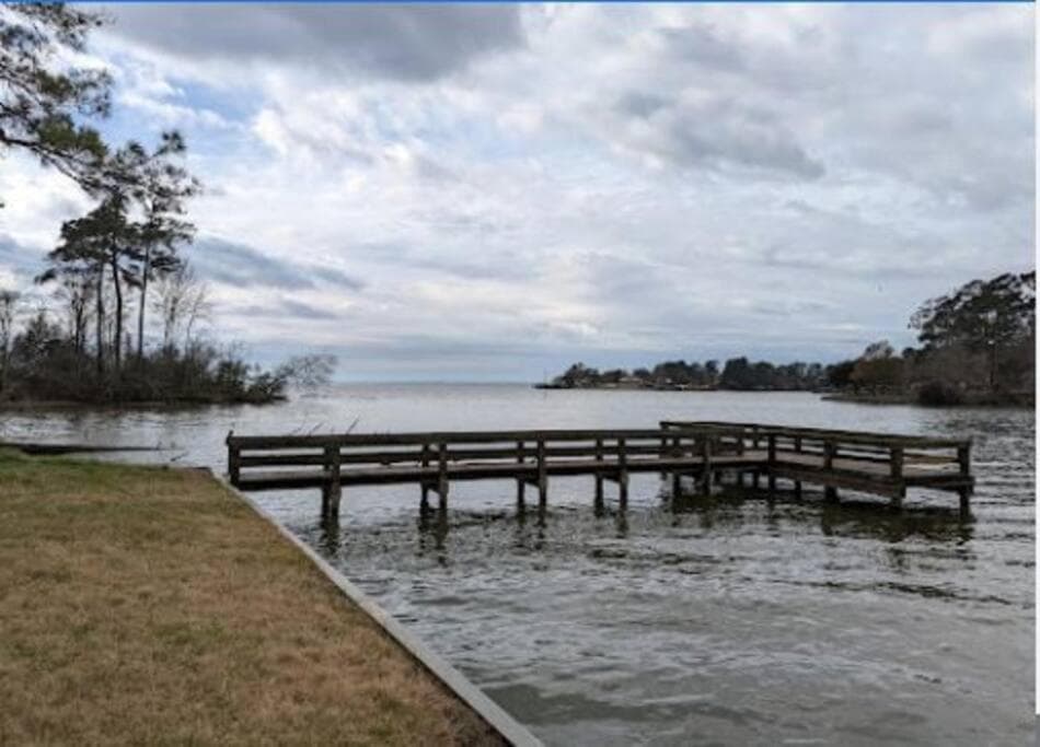Lake Livingston Family Fun Getaway Serene Sunsets!