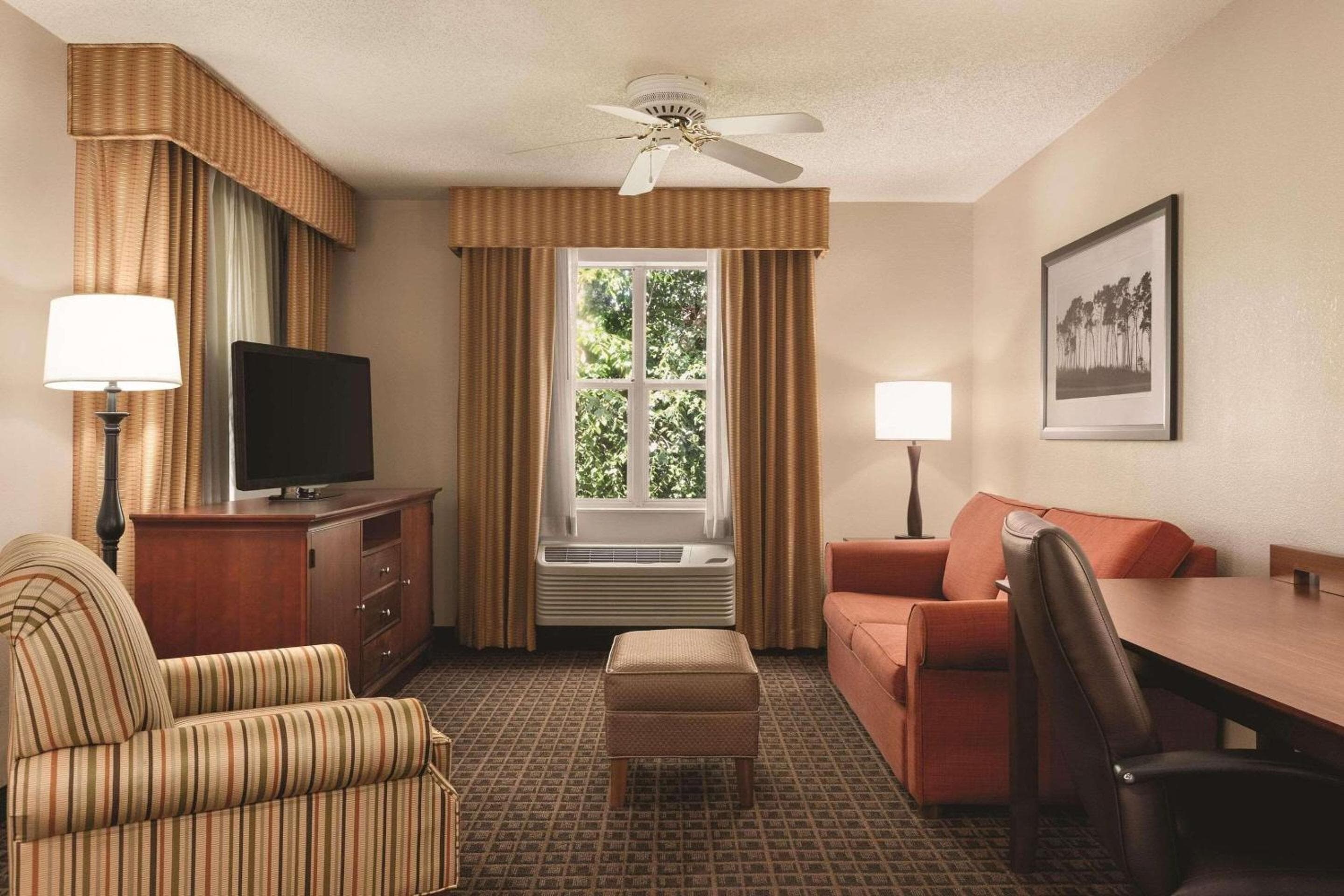 Country Inn & Suites by Radisson, Lawrenceville near Northside Hospital Gwinnett
