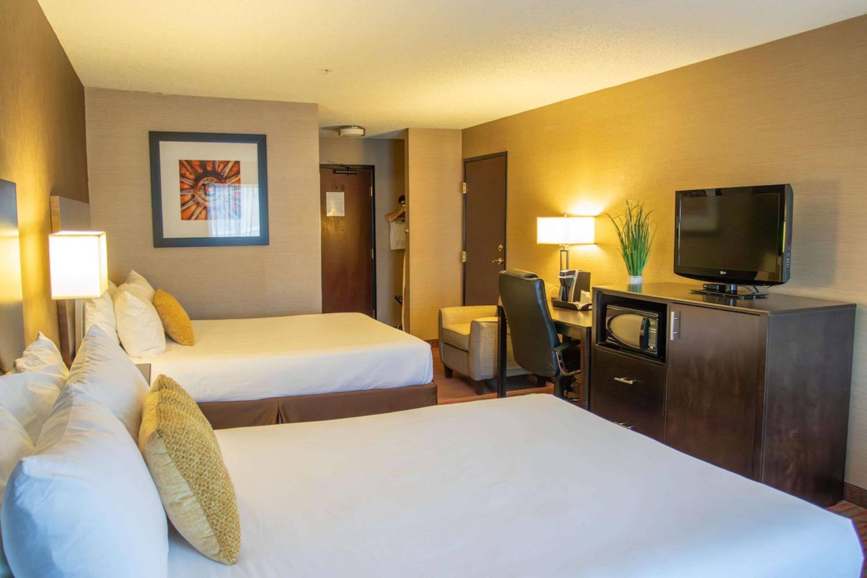 Country Inn & Suites by Radisson, Garden City, KS