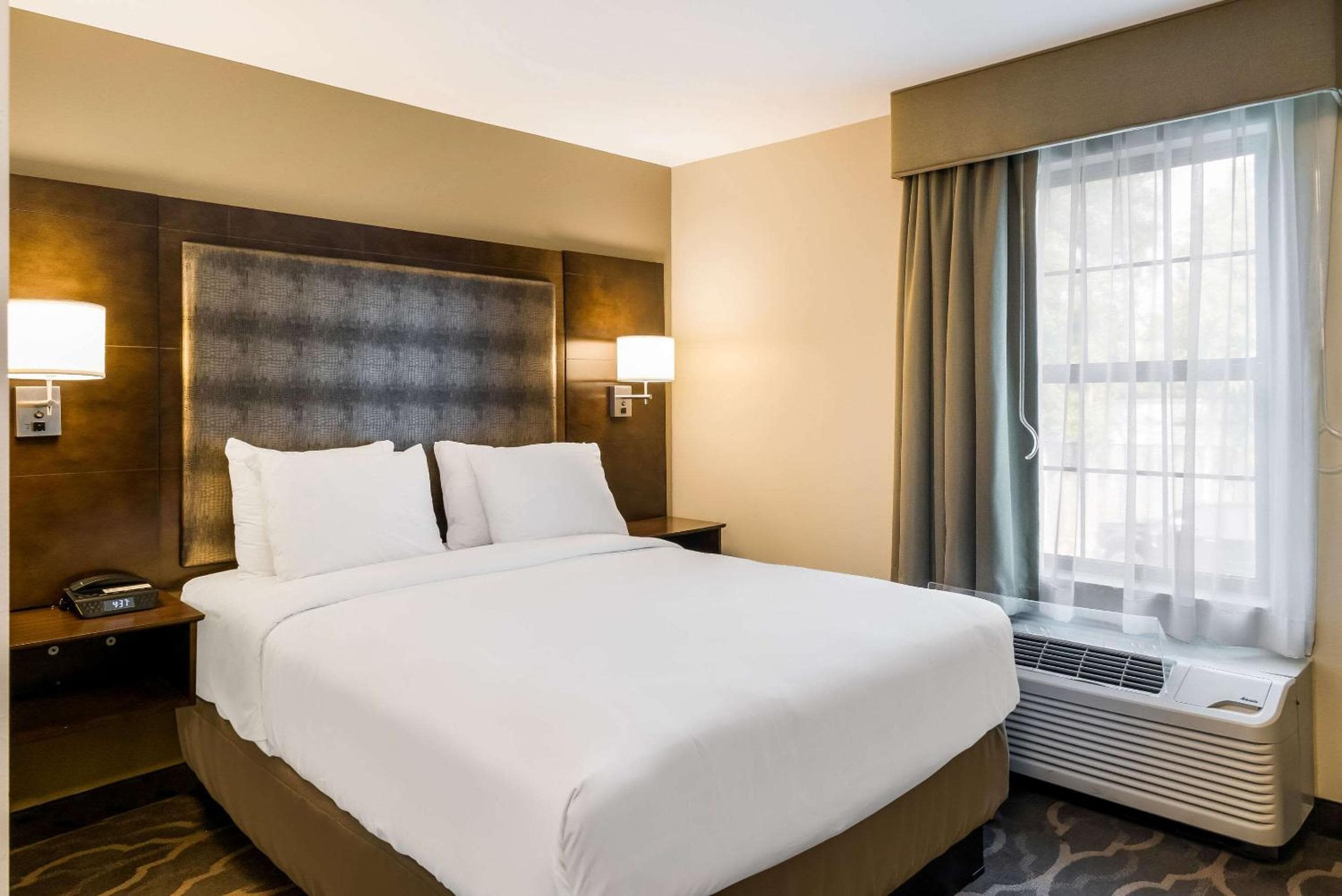 Country Inn & Suites by Radisson, Grandville-Grand Rapids West, MI