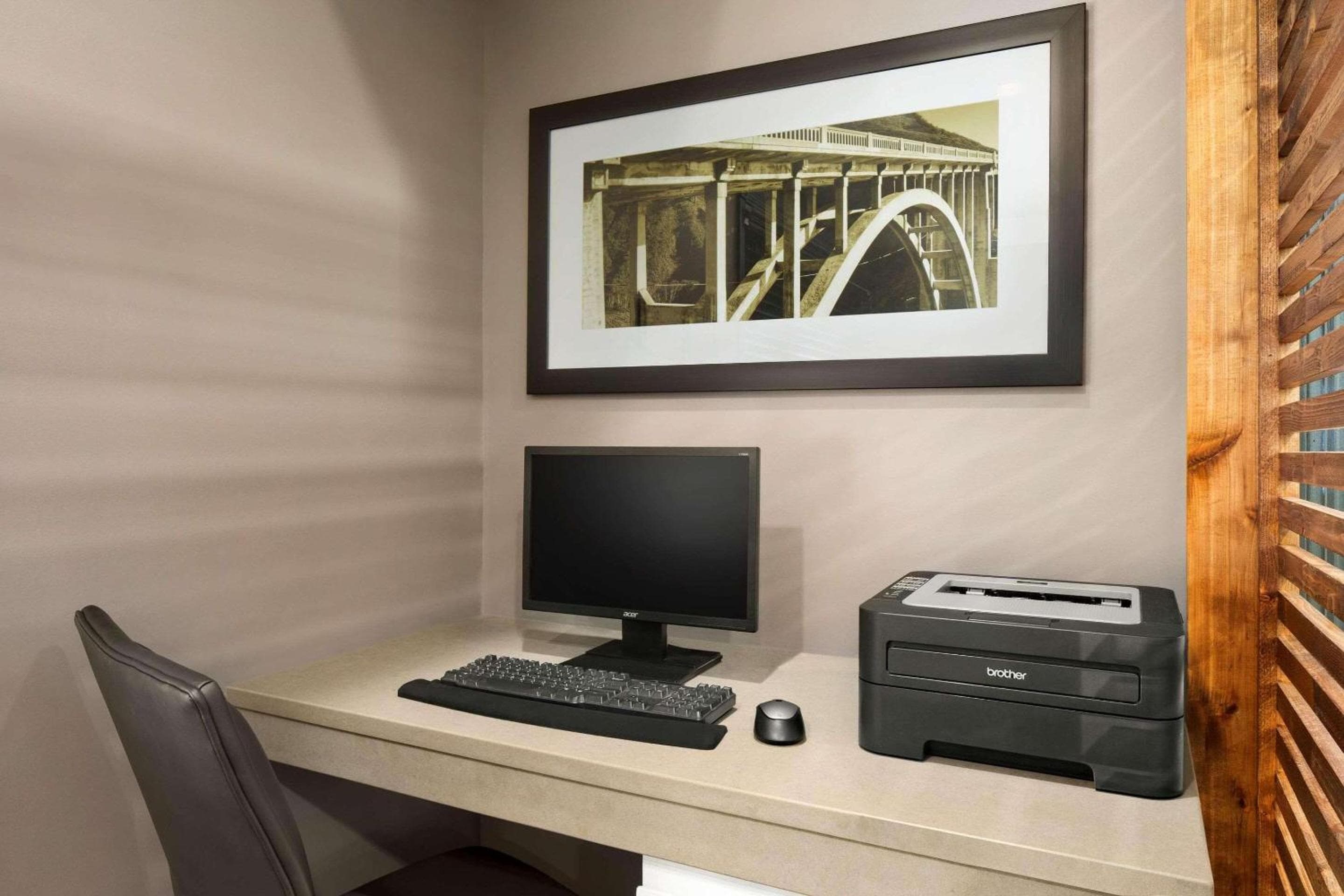 Country Inn & Suites by Radisson, Columbus Airport, OH