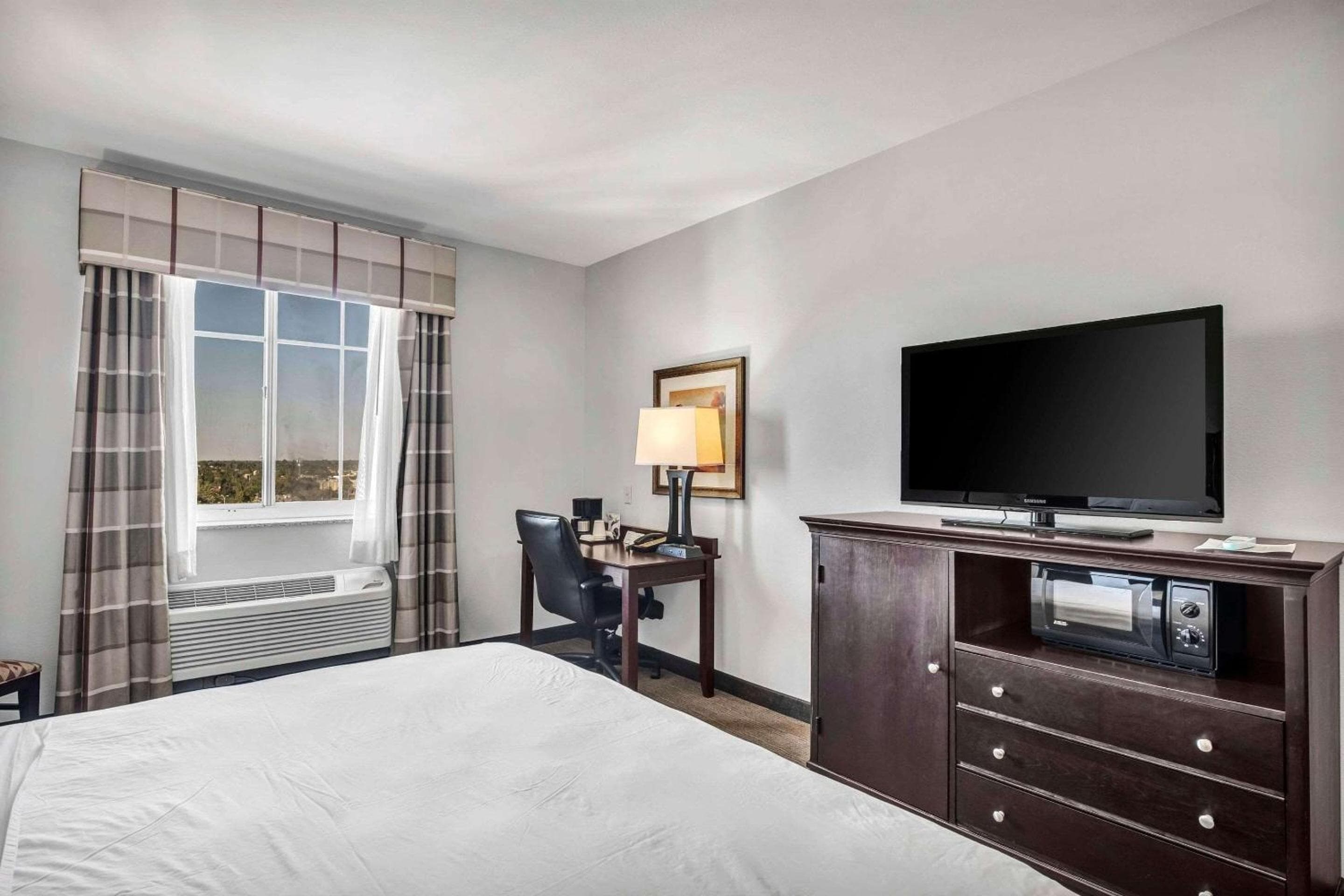 Country Inn & Suites by Radisson, Oklahoma City at Northwest Expressway, OK