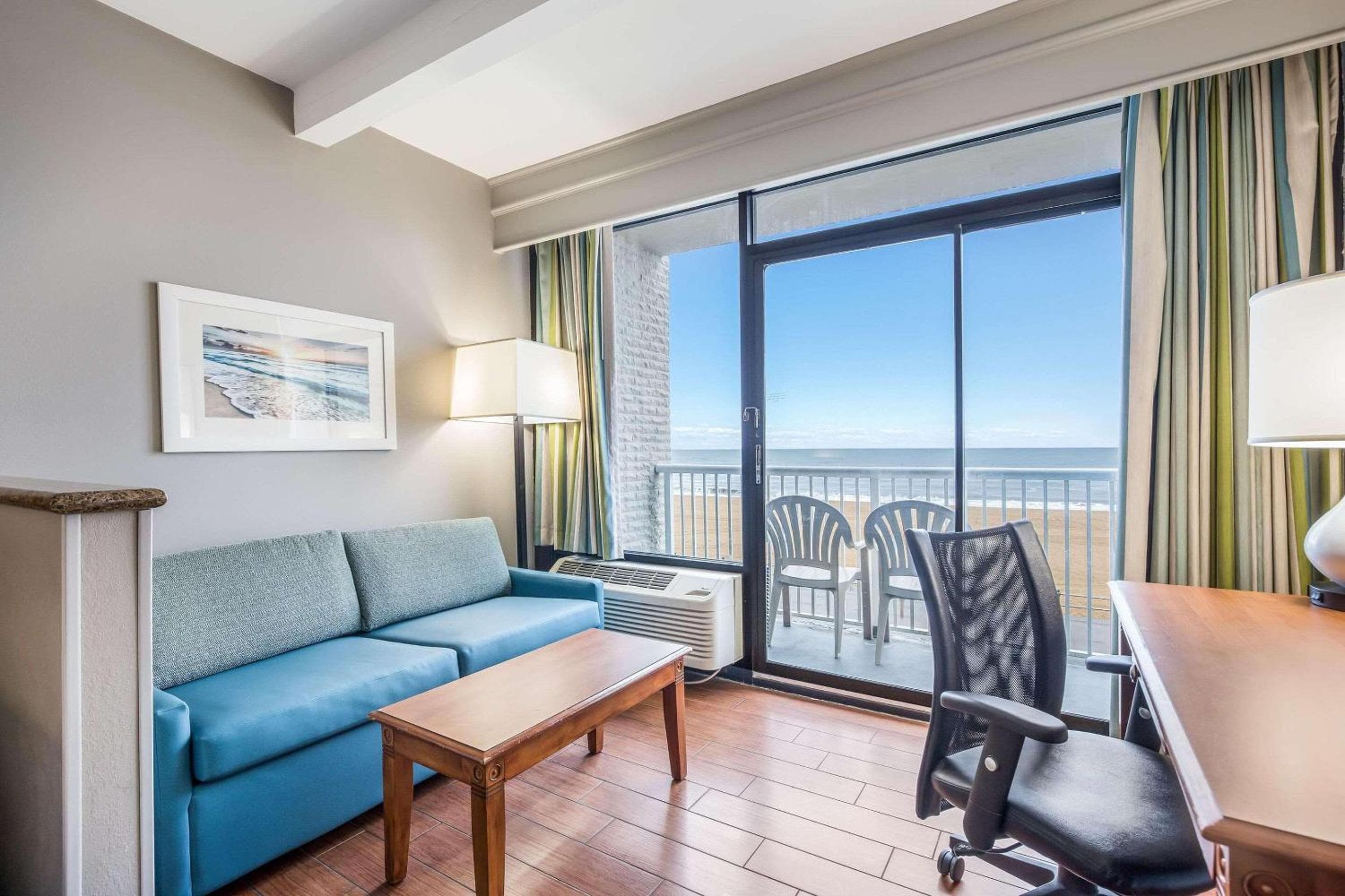 Country Inn & Suites by Radisson, Virginia Beach Oceanfront