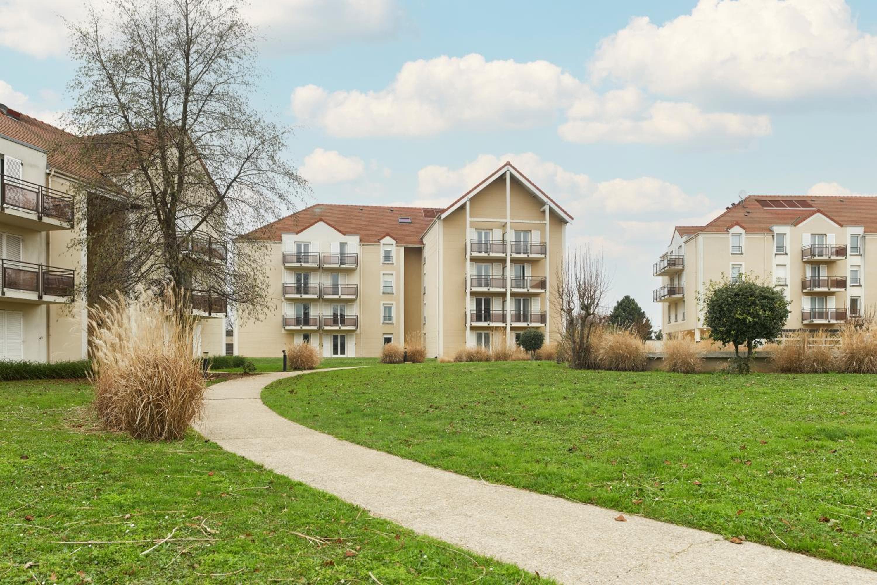 Zenitude Hôtel Résidences Roissy Village