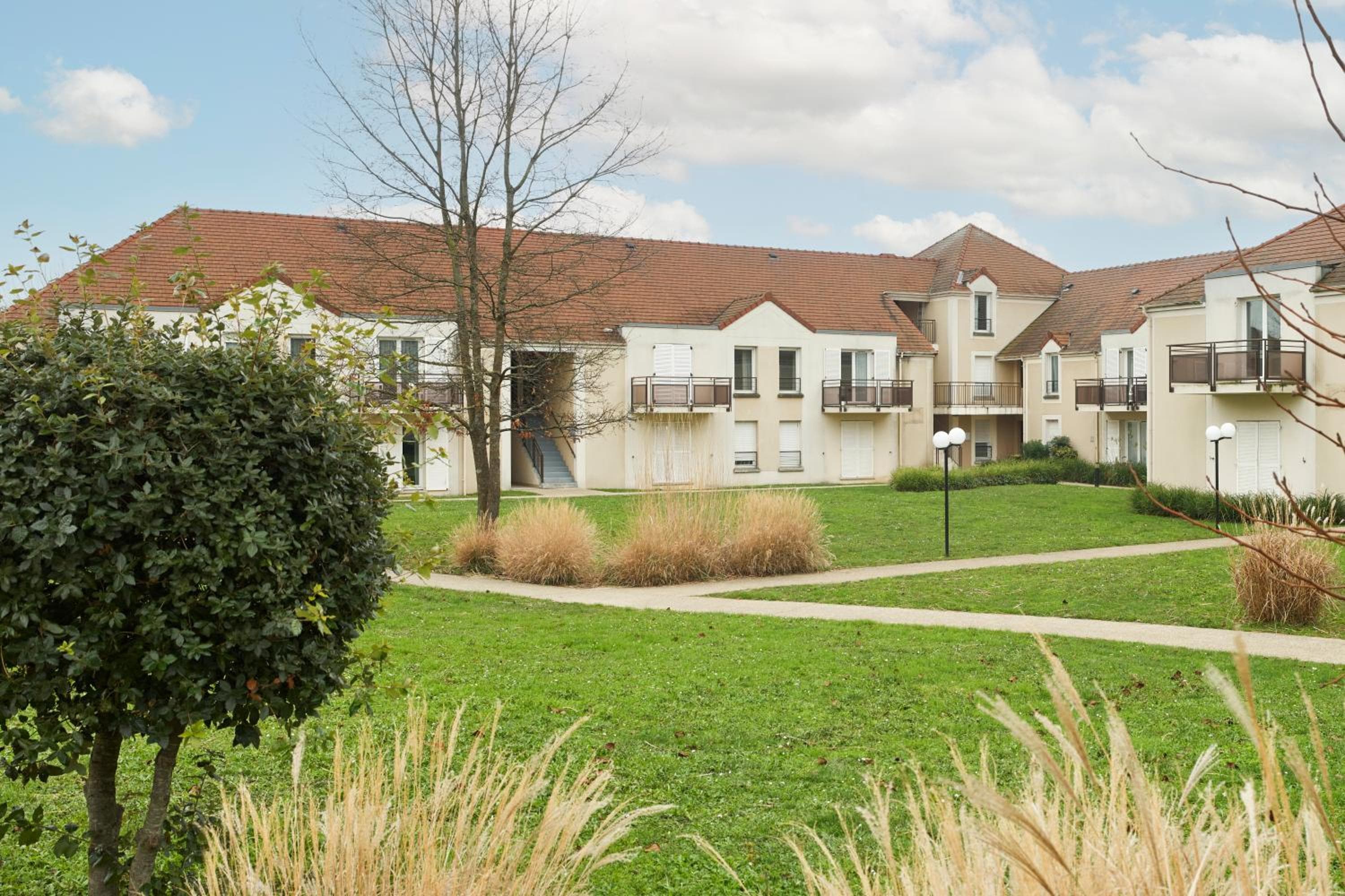 Zenitude Hôtel Résidences Roissy Village