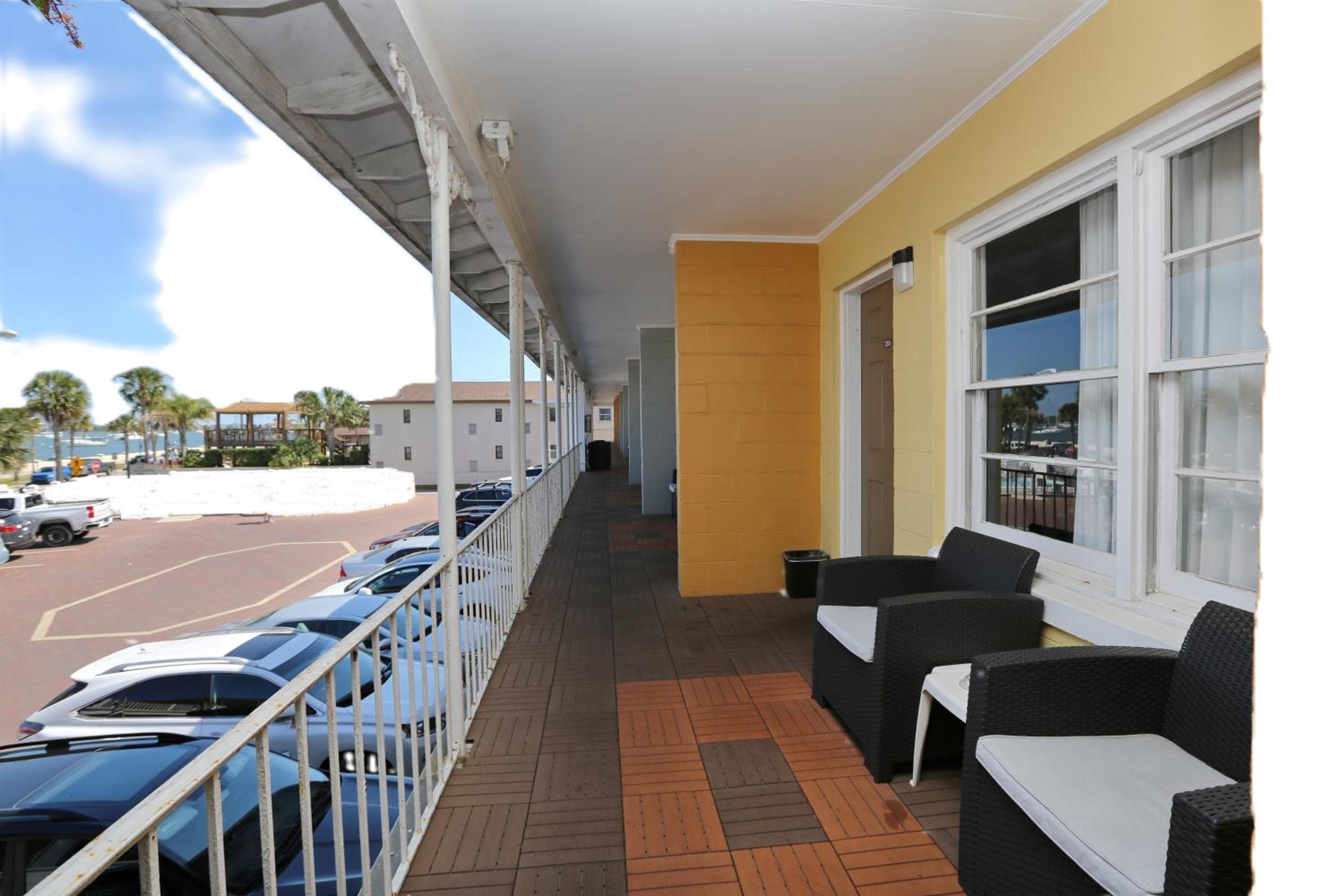 Historic Waterfront Marion Motor Lodge in downtown St Augustine