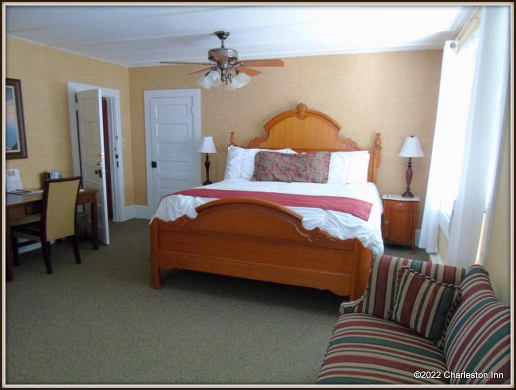 The Charleston Inn Hendersonville NC