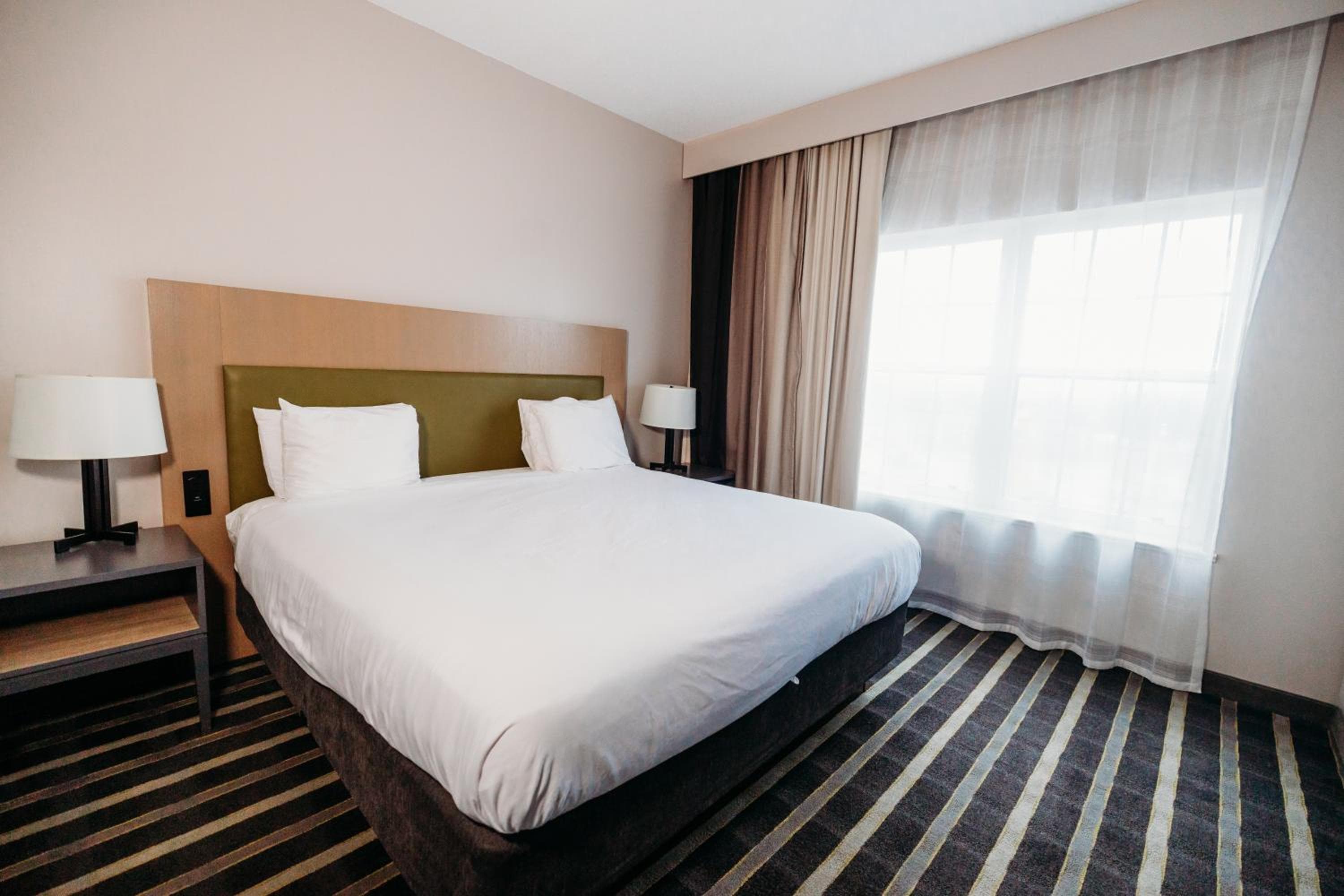 Parkview Inn & Suites, Lancaster Amish Country, PA