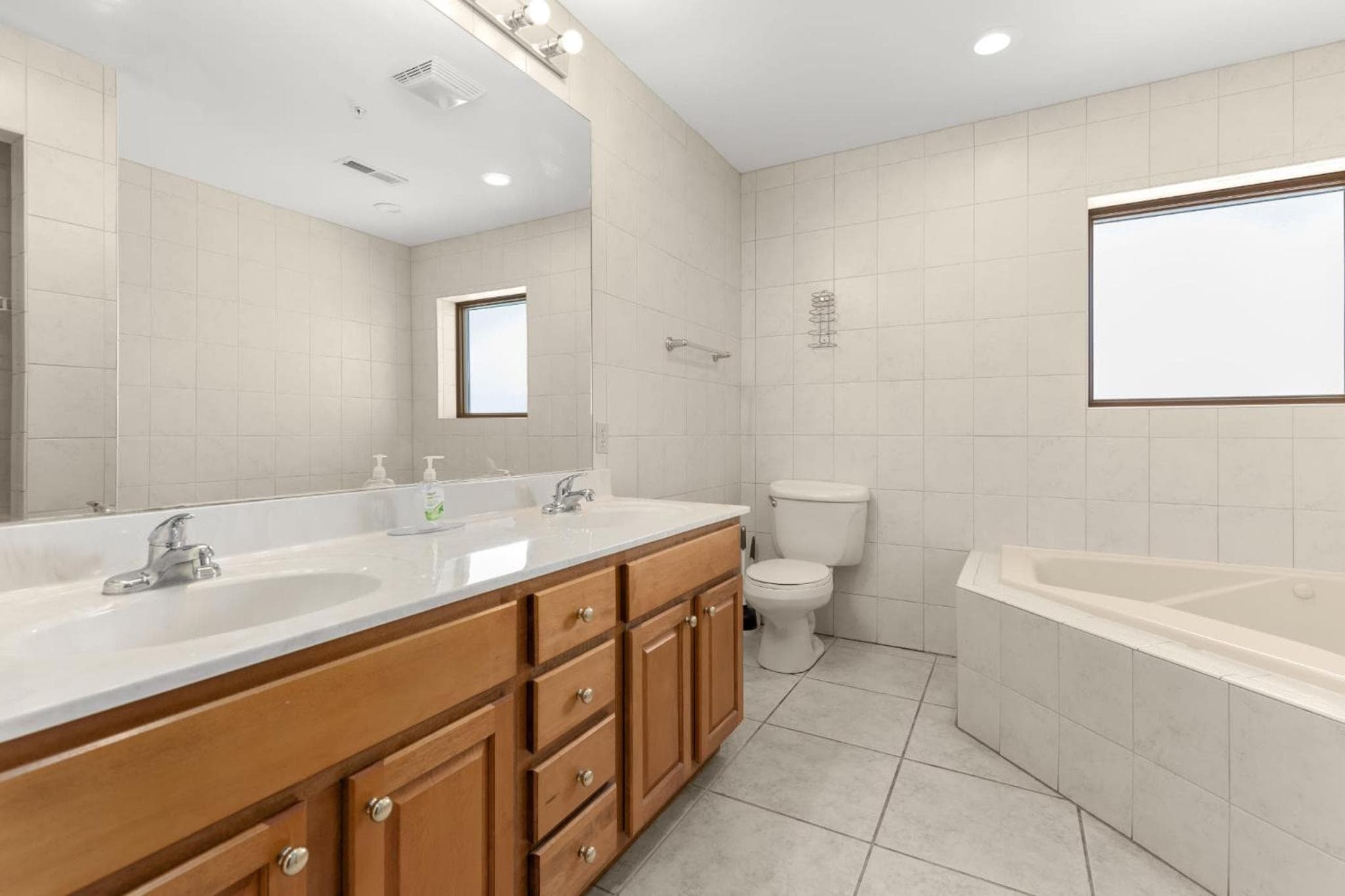Ocean 1 Suite 3 Ocean Block