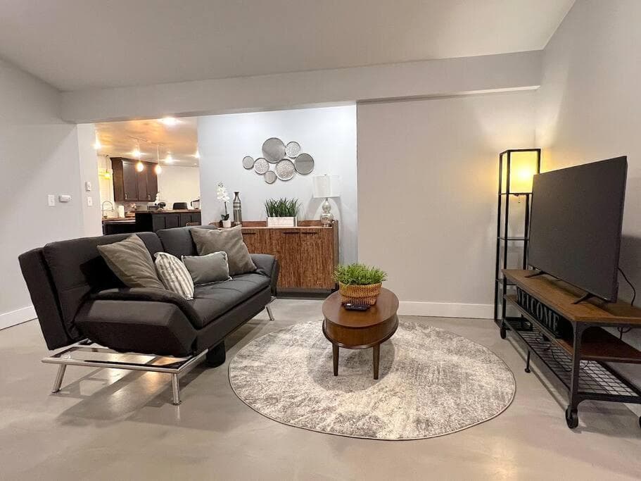 3BR Rambler w/ Large Kitchen near Boeing & Amazon