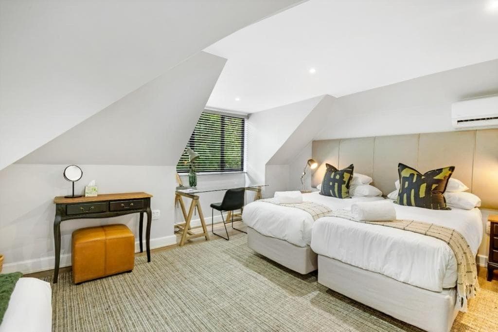 30 on Whites Guesthouse