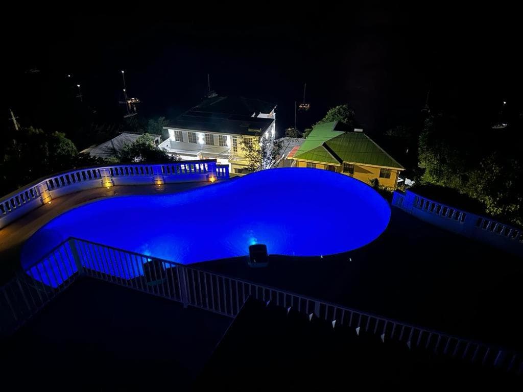 El Dorado Guest Suites & Car Rental