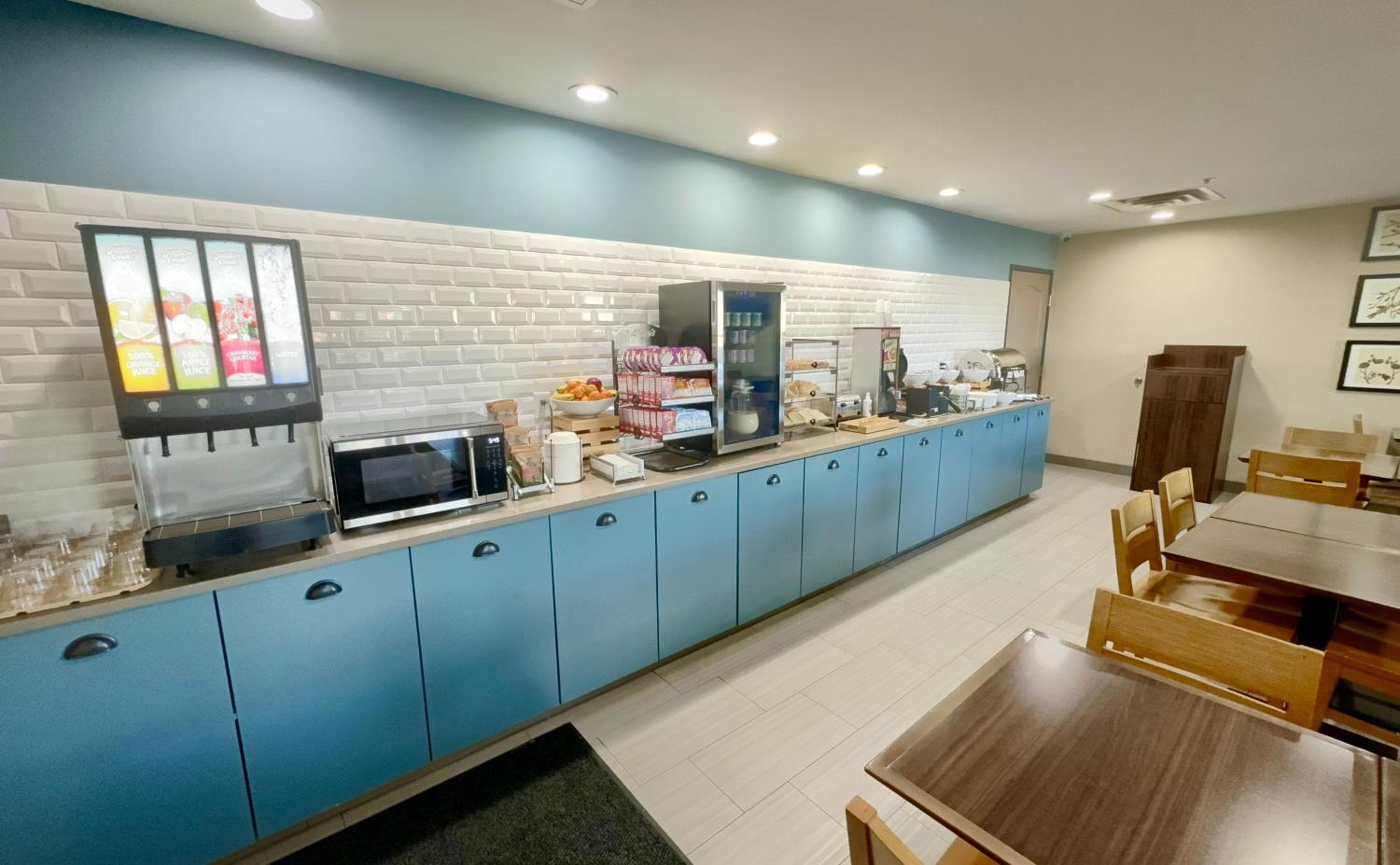 Country Inn & Suites by Radisson, Harrisonburg, VA