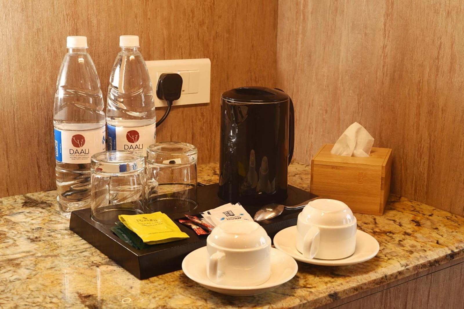 Daali Hotel & Apartment
