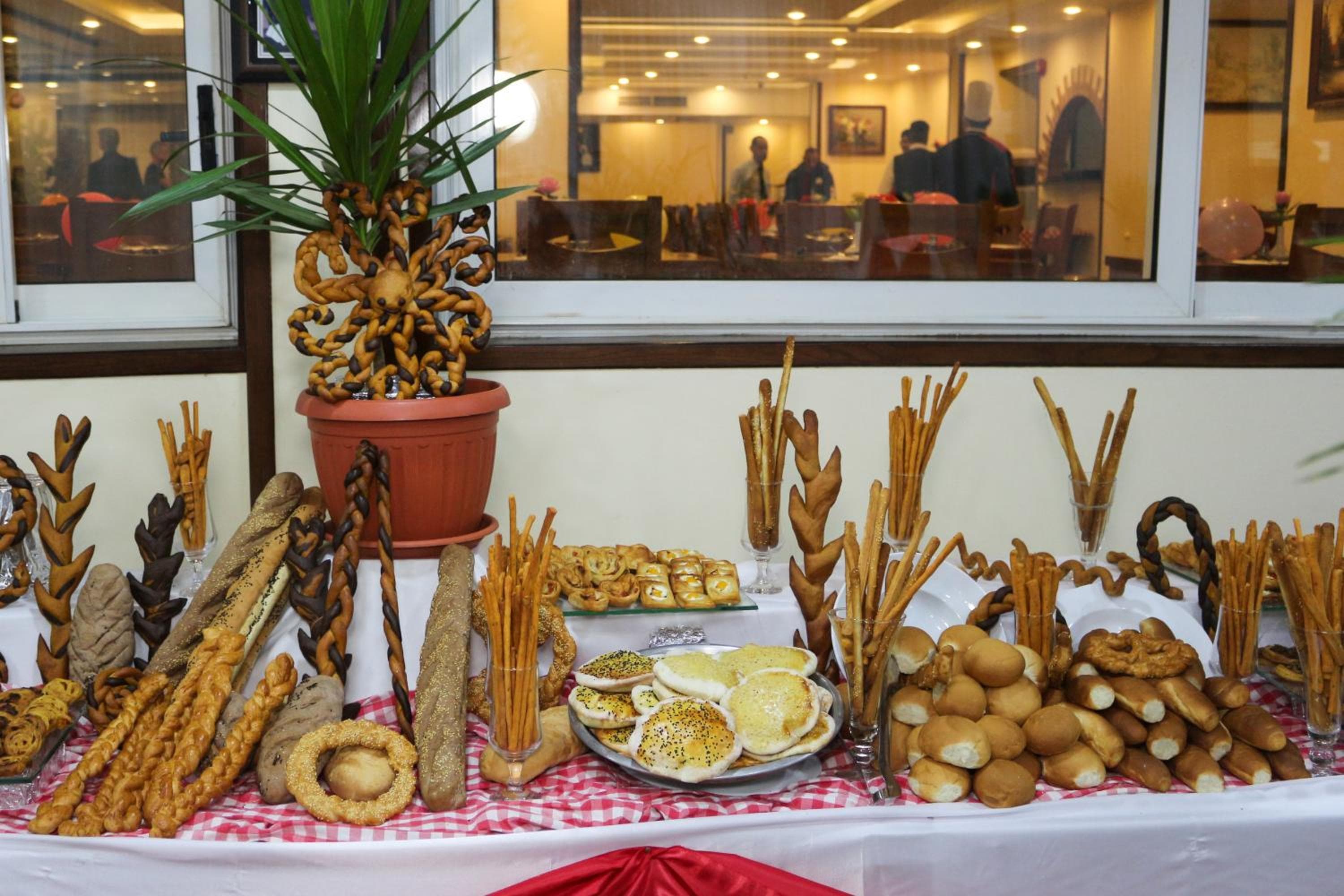 Palm Inn Suites Hotel