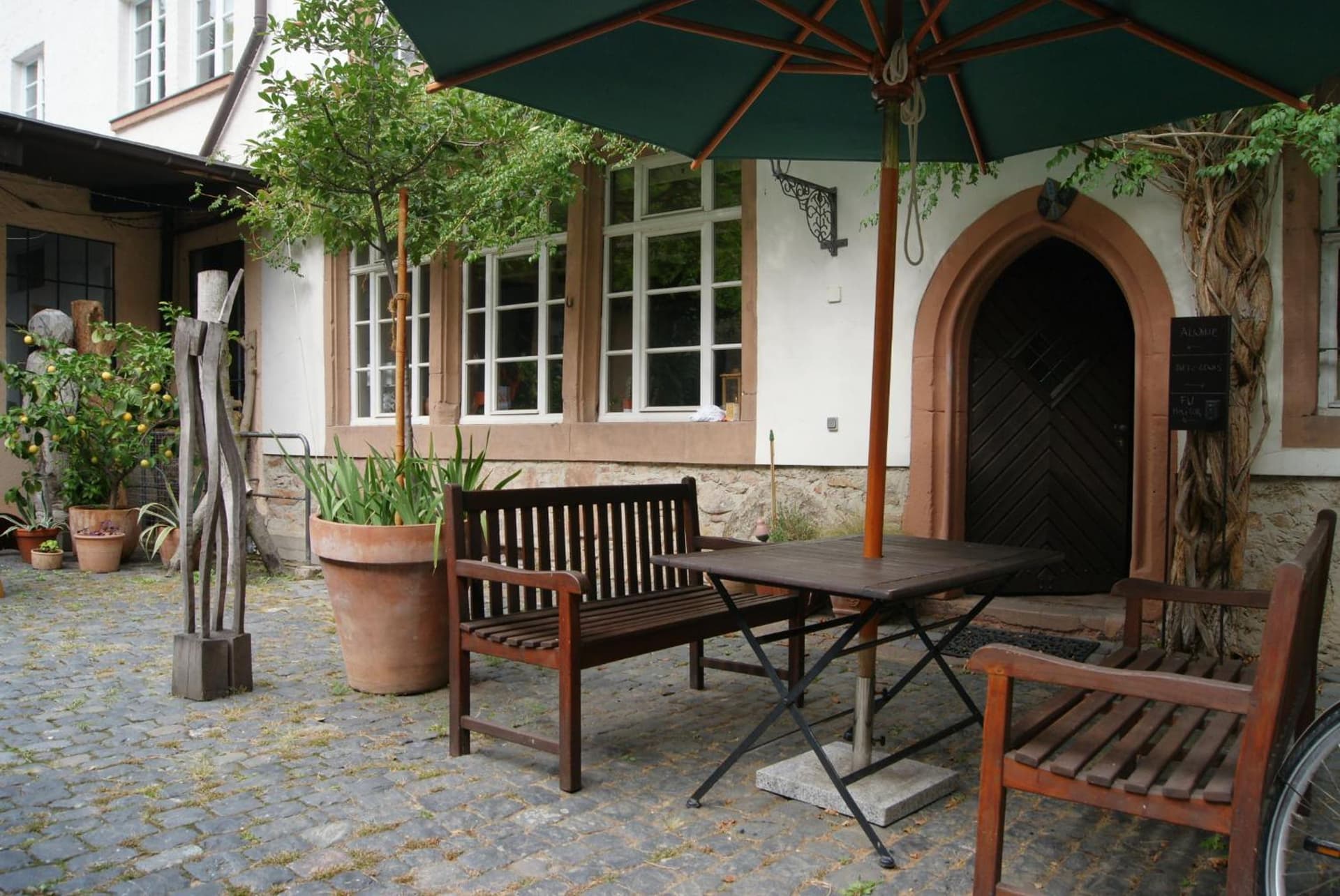 Historischer Adelshof am Marktplatz, Atelier 70 m²