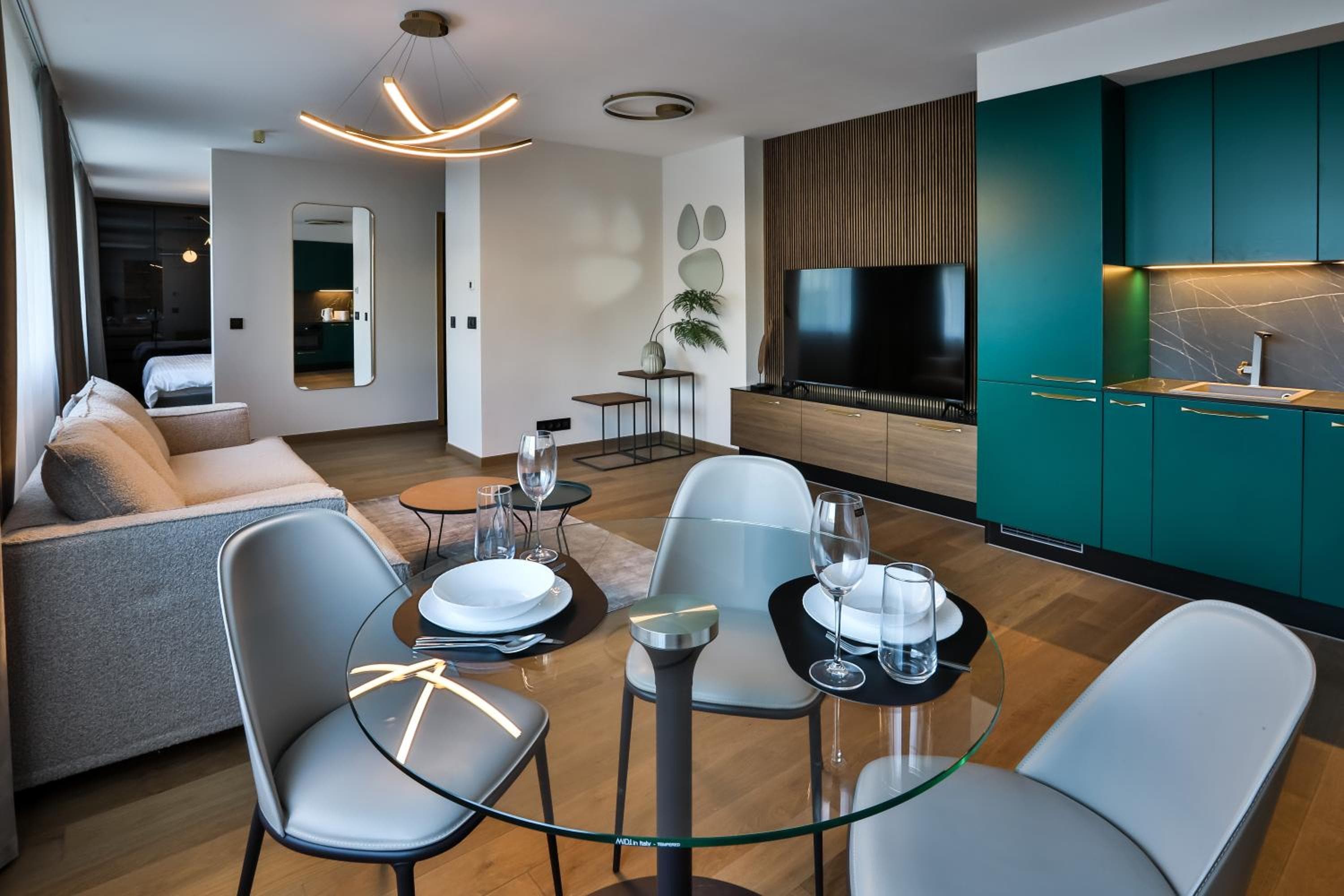 Sun Hill Luxury Suites