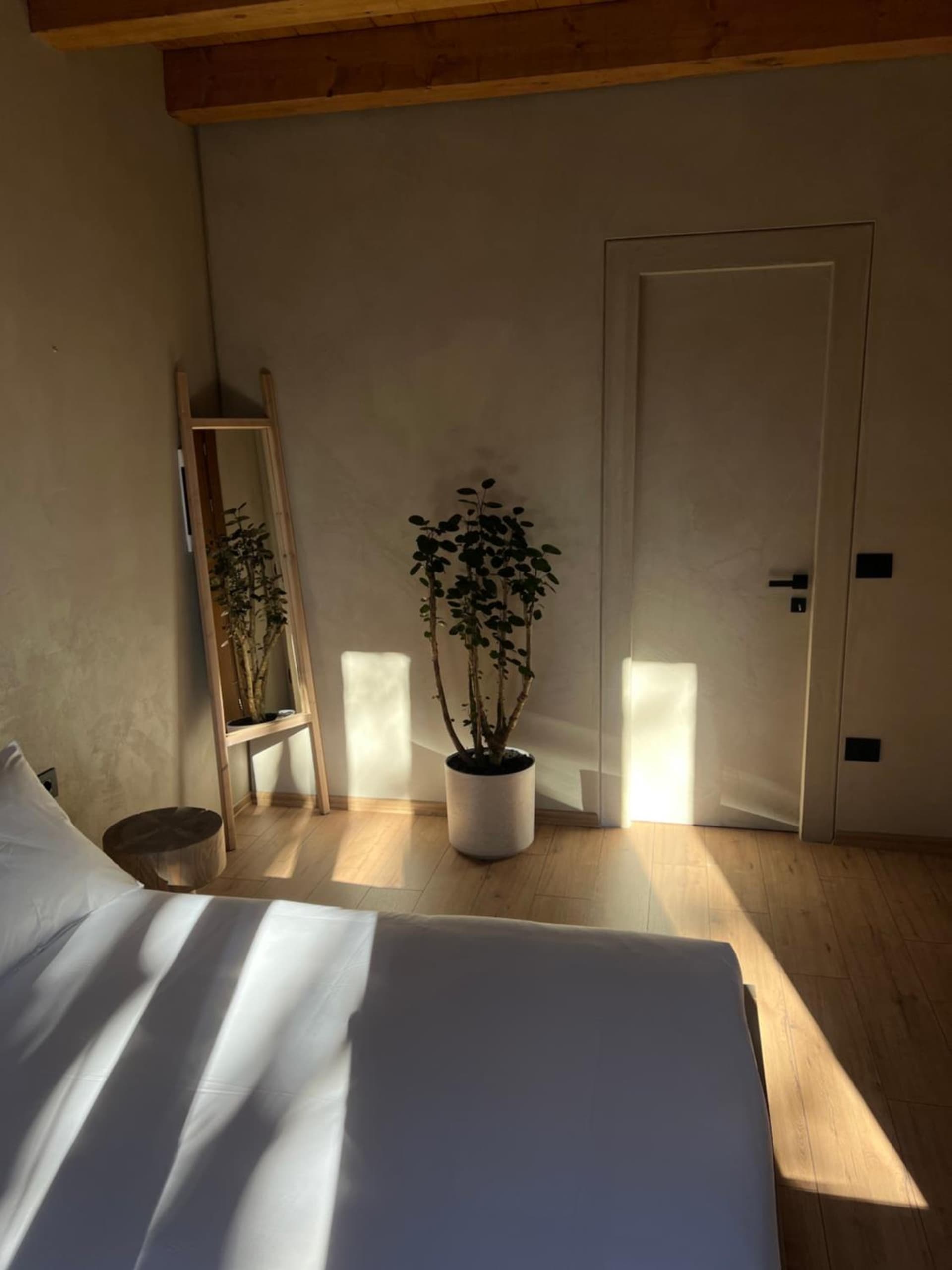 Faces & Places Boutique Hotel