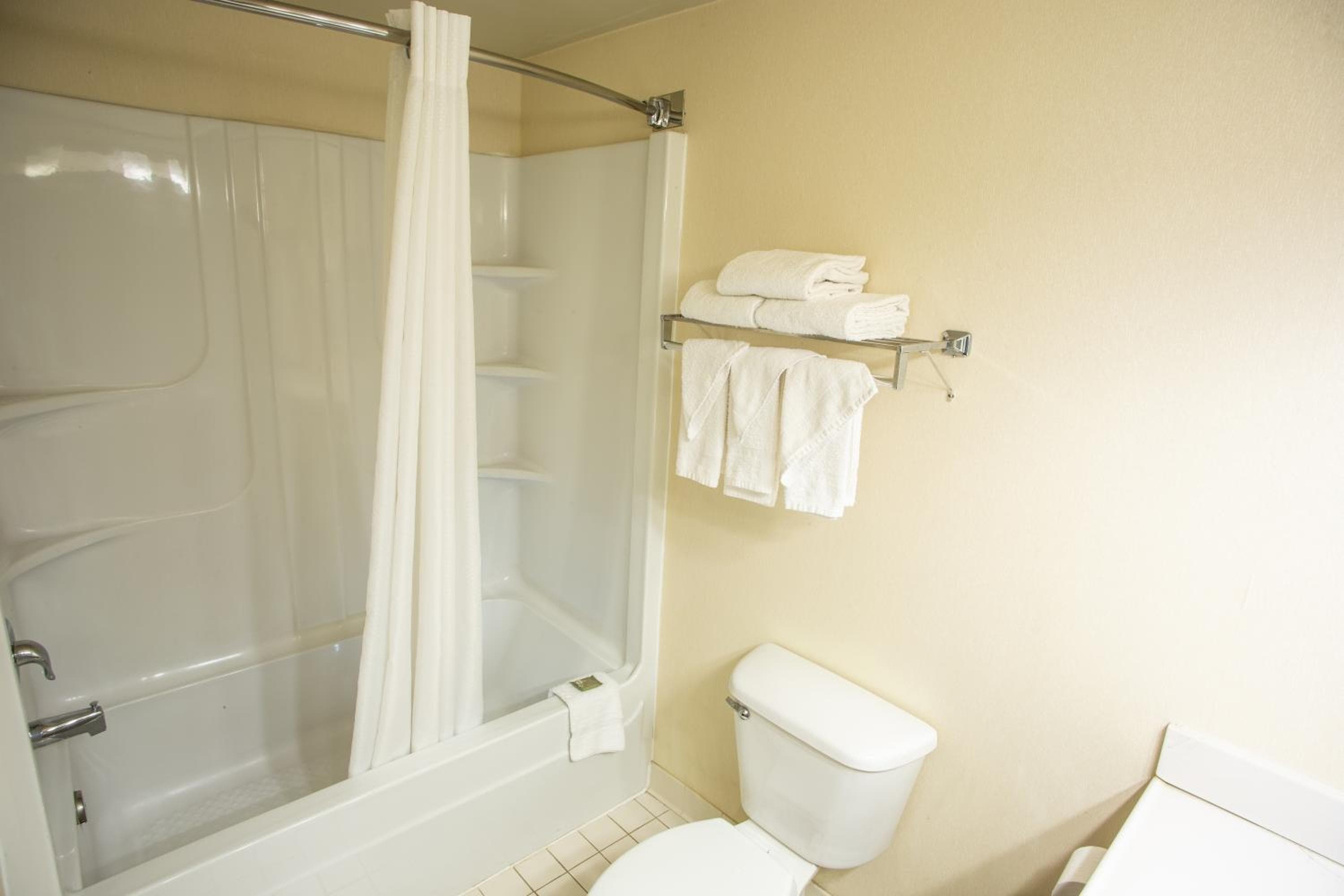 Country Inn & Suites by Radisson, Harrisburg West Mechanicsburg