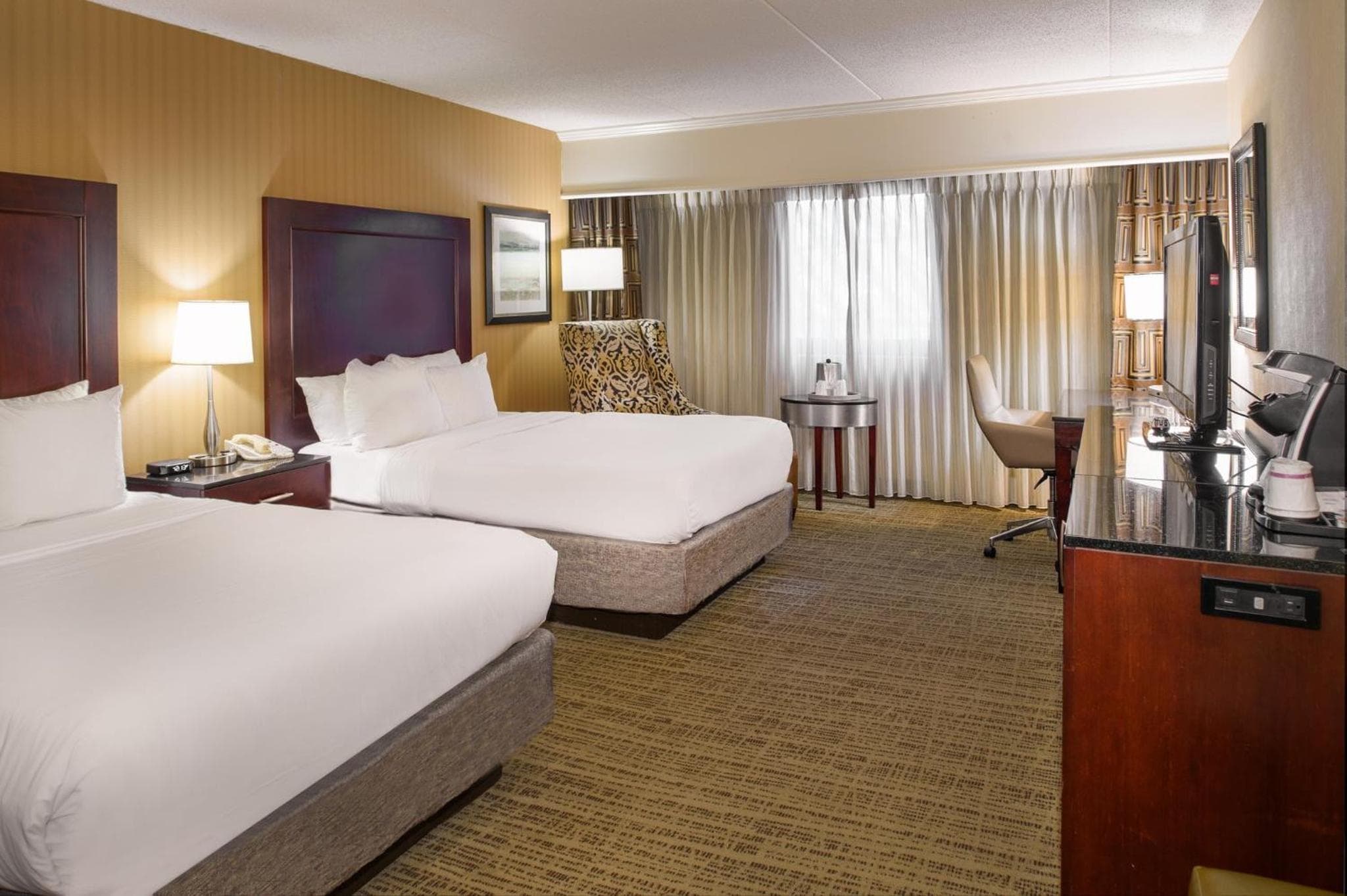 Crowne Plaza Hotel St. Louis Airport by IHG